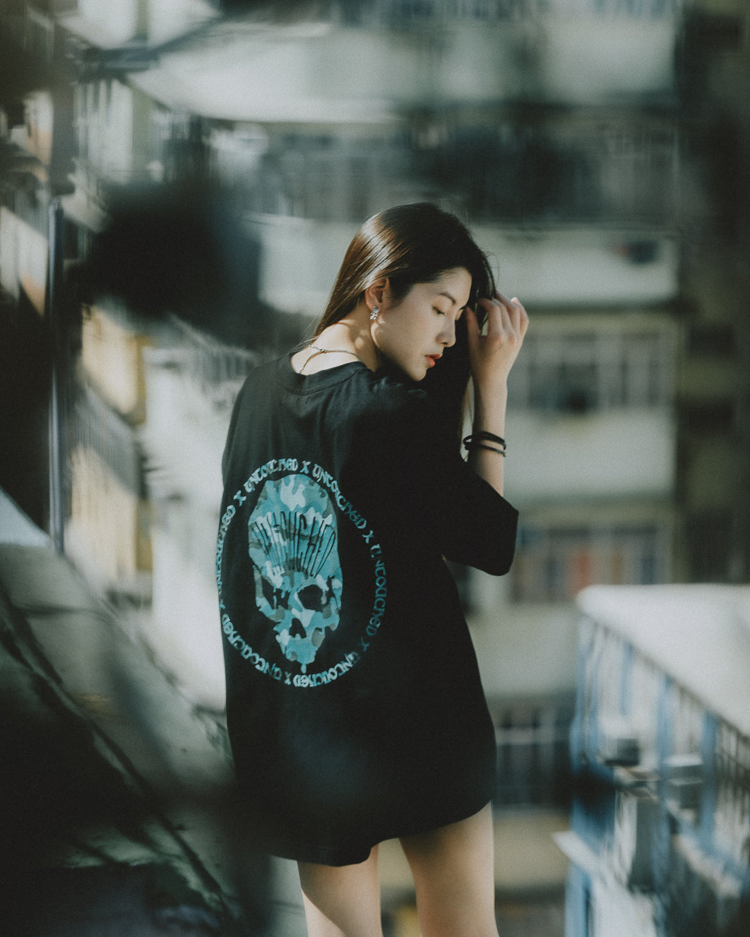 THE DEVIL_ BLACK TEE