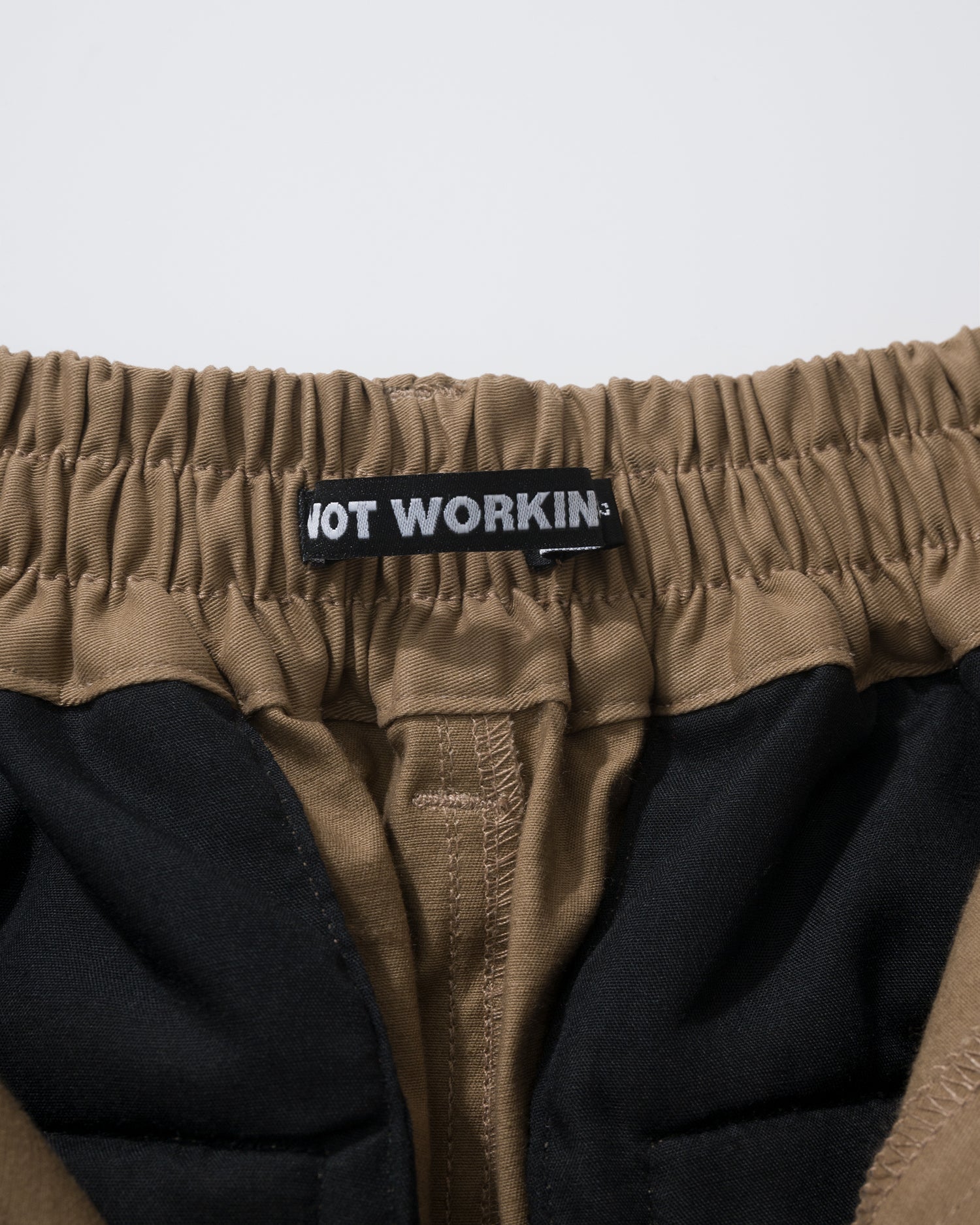NOT WORKING VI / LOOSE-LEG SWITCH PANTS