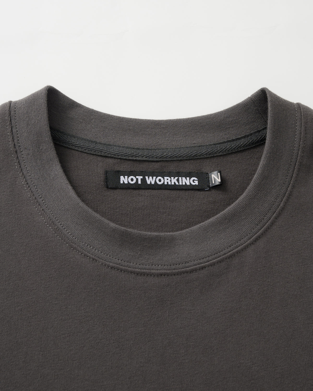NW VI / NW226 / DARK GREY