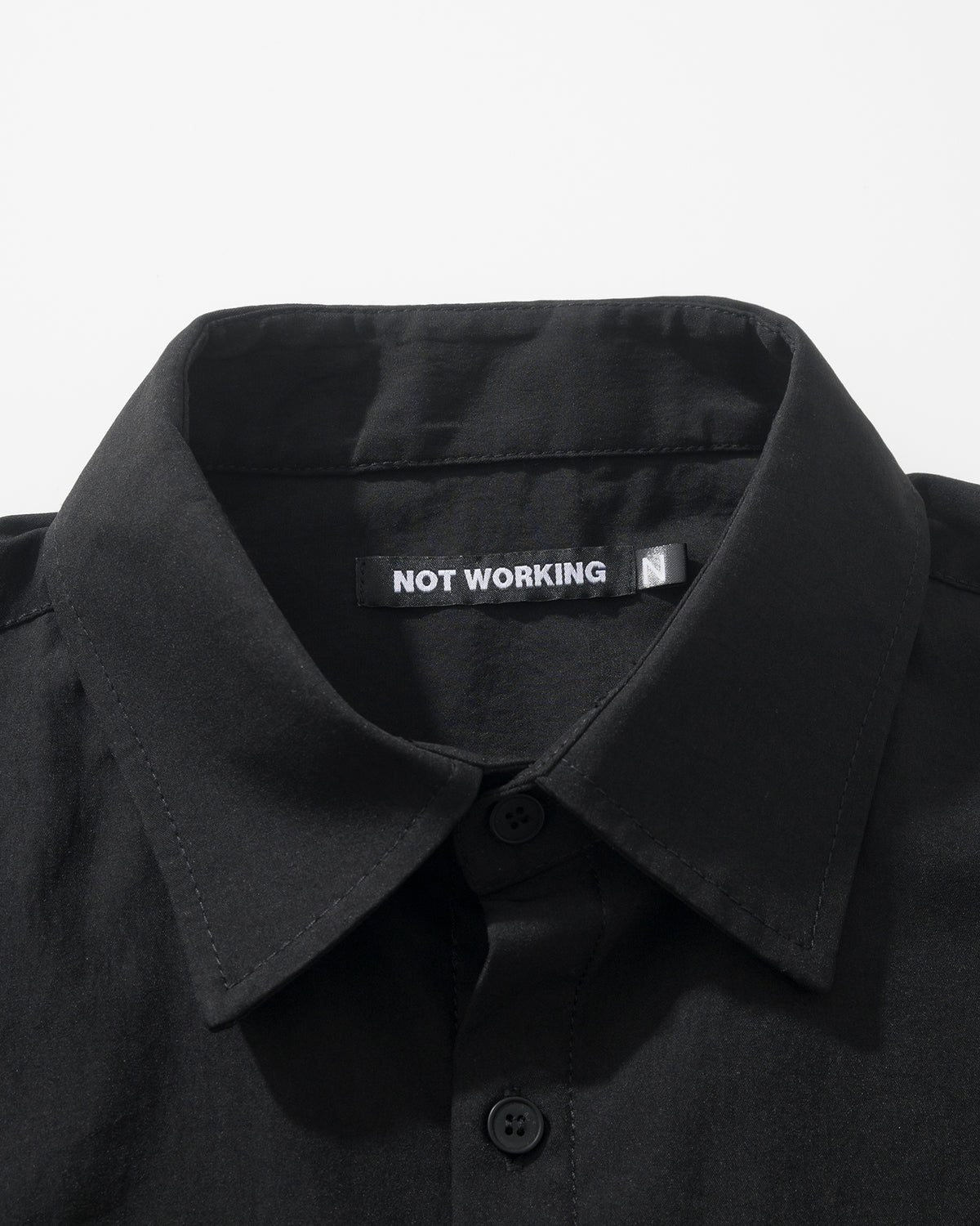 NOT WORKING NW304 LAYERED POCKET OVERSIZED SHIRT 黑色 尖領及後領主嘜