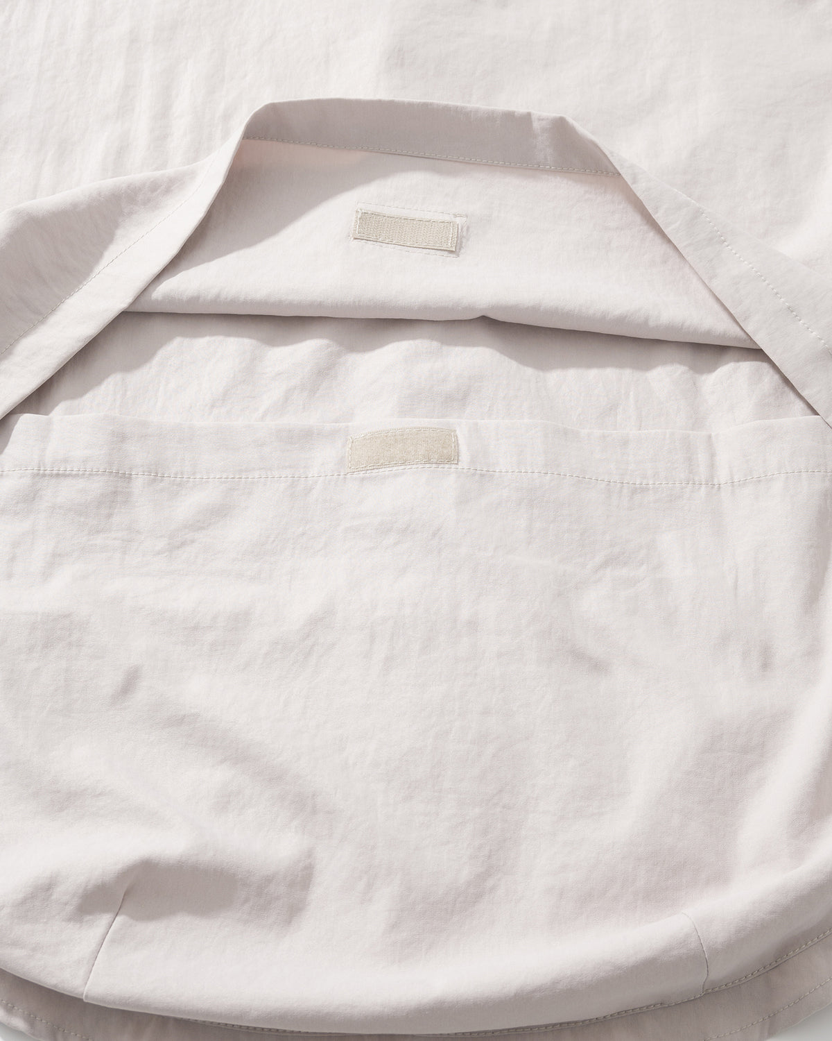 NOT WORKING NW304 LAYERED POCKET OVERSIZED SHIRT 淺灰色 後幅立體口袋魔術貼