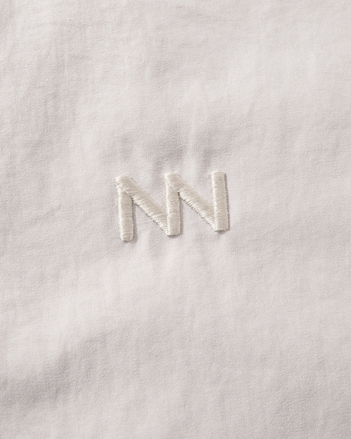NOT WORKING NW304 LAYERED POCKET OVERSIZED SHIRT 淺灰色 左胸 NW LOGO 刺繡