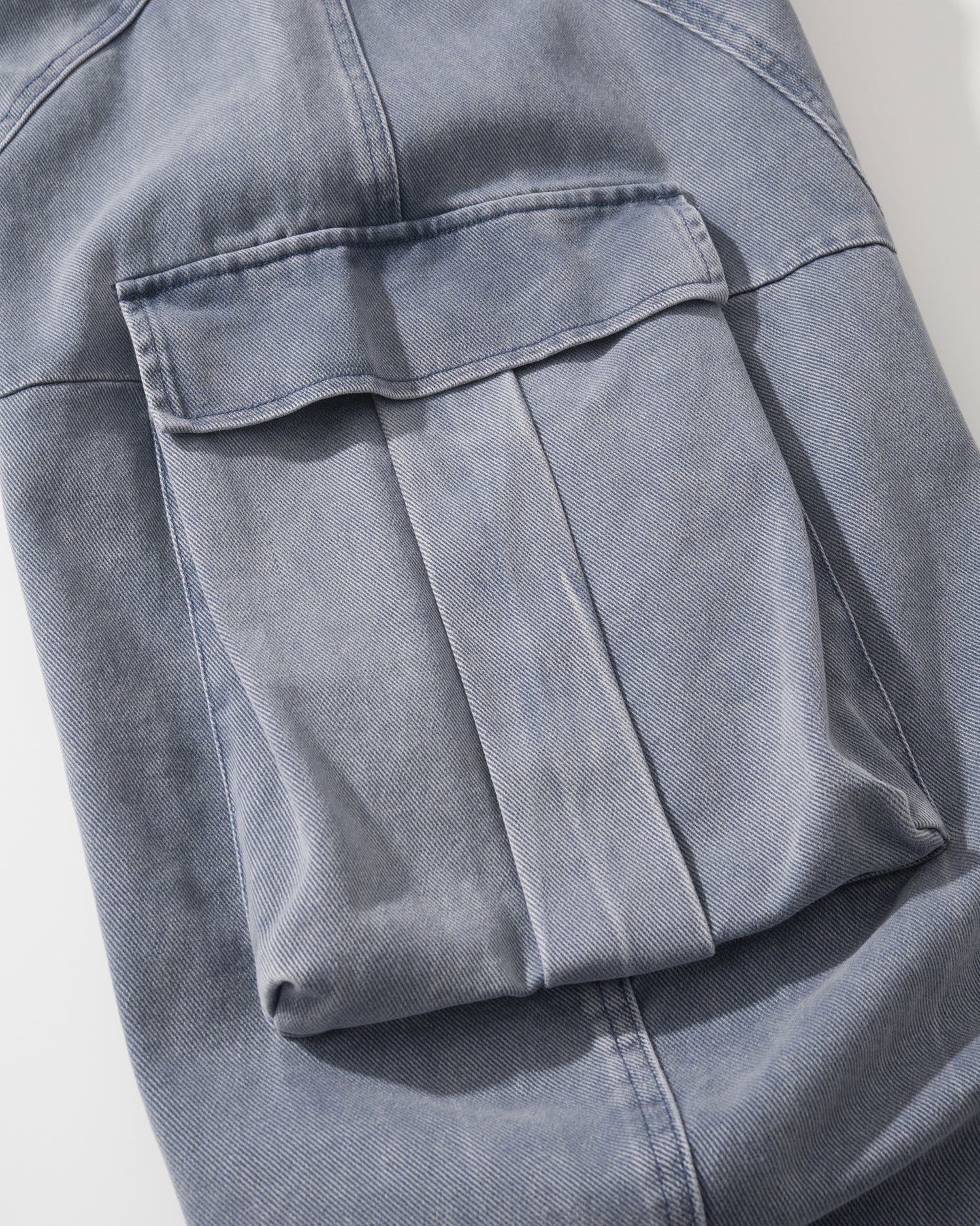 US023V2 - WAHSED CARGO BUGGY PANTS / LIGHT BLUE