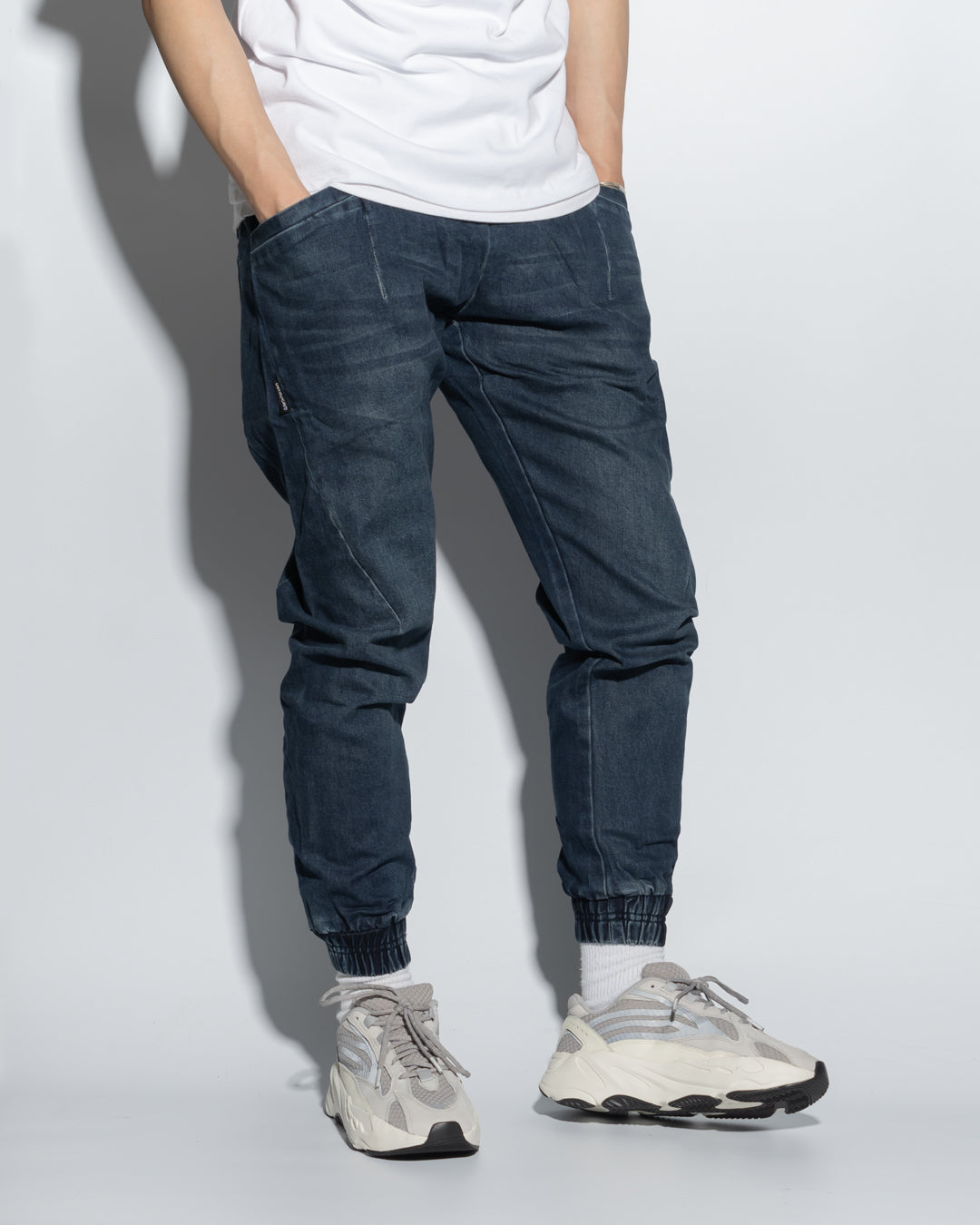 UT029NY | WASHED DENIM JOGGERS-JOGGERS-UNTOUCHED UNITED