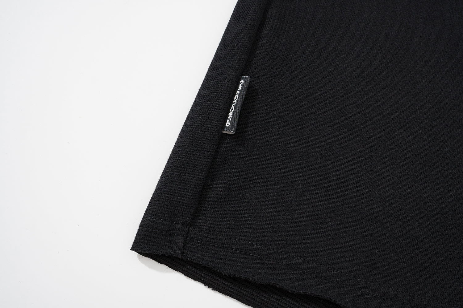 NOT WORKING IV / BROKEN LONG TEE