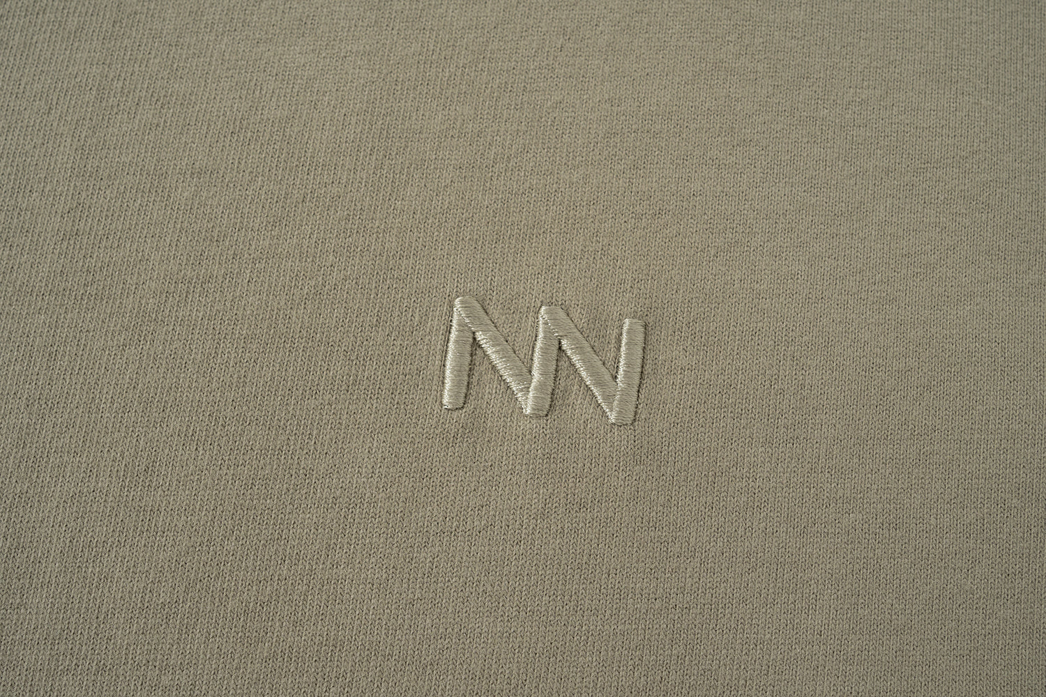 NW211GN | BROKEN LONG TEE | NOT WORKING IV