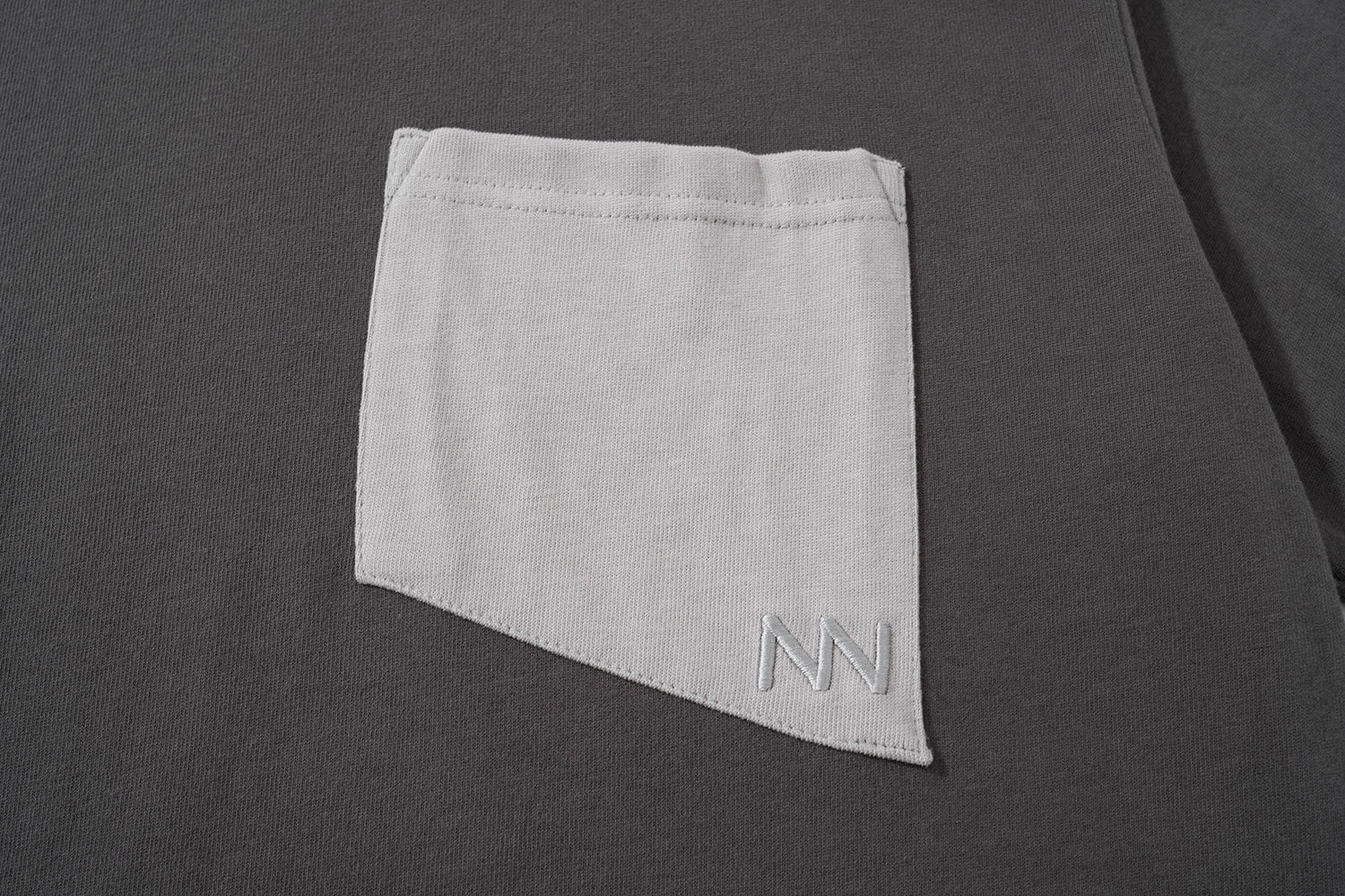NW207DG | COLOR MATCHING POCKET TEE | NOT WORKING III