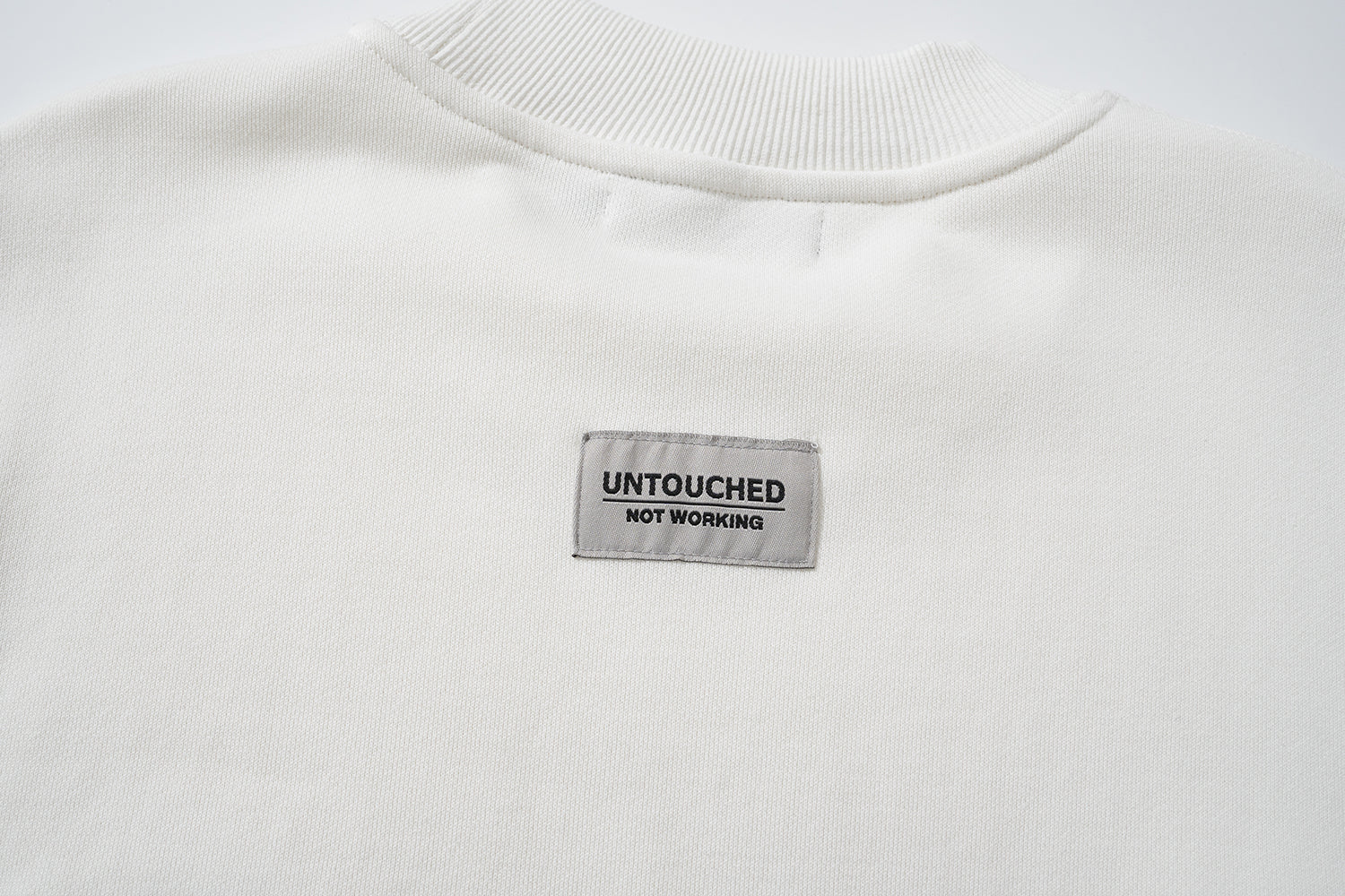 NOT WORKING IV / OVERSIZED ALL-MATCH CREWNECK