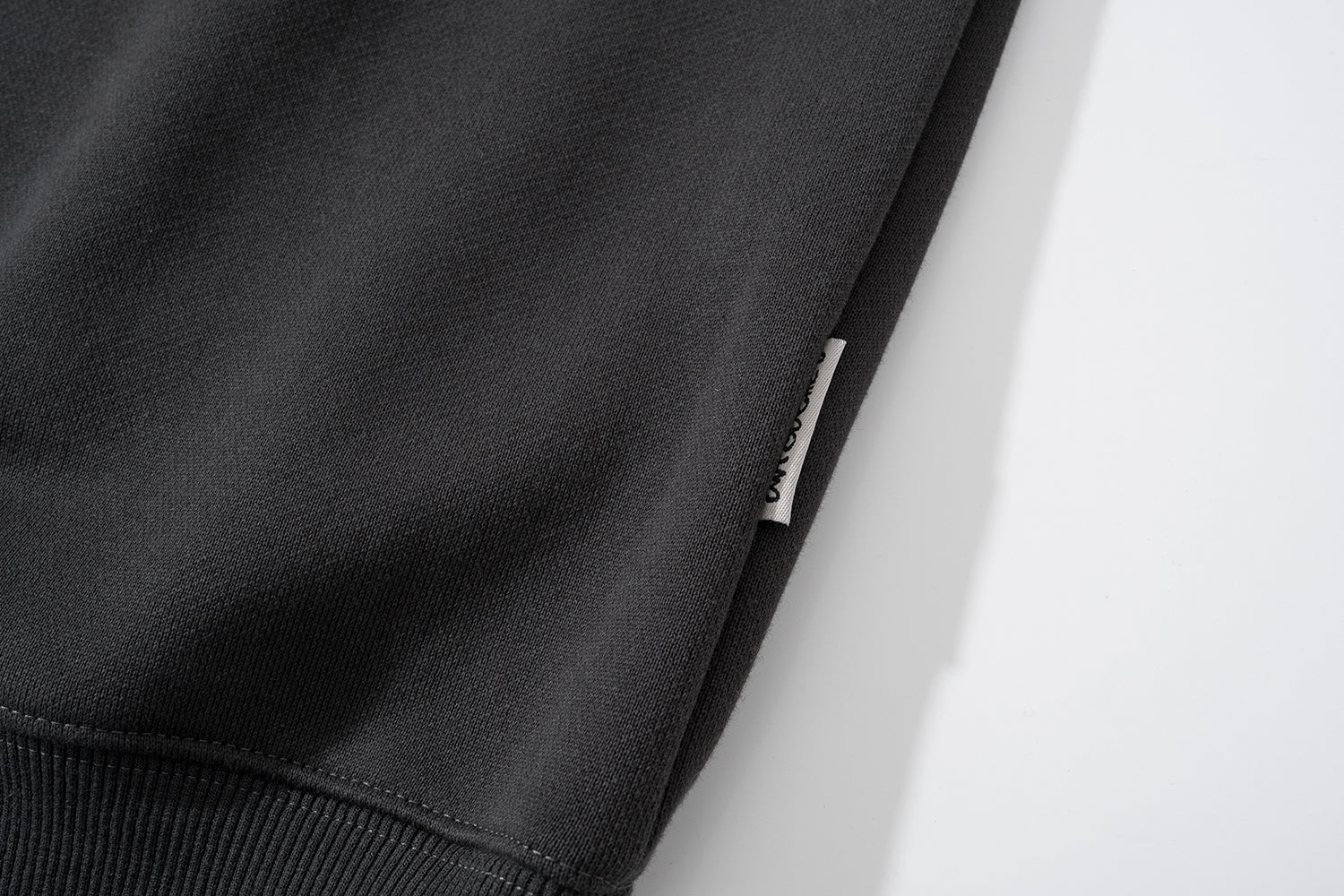 NOT WORKING IV / OVERSIZED ALL-MATCH CREWNECK