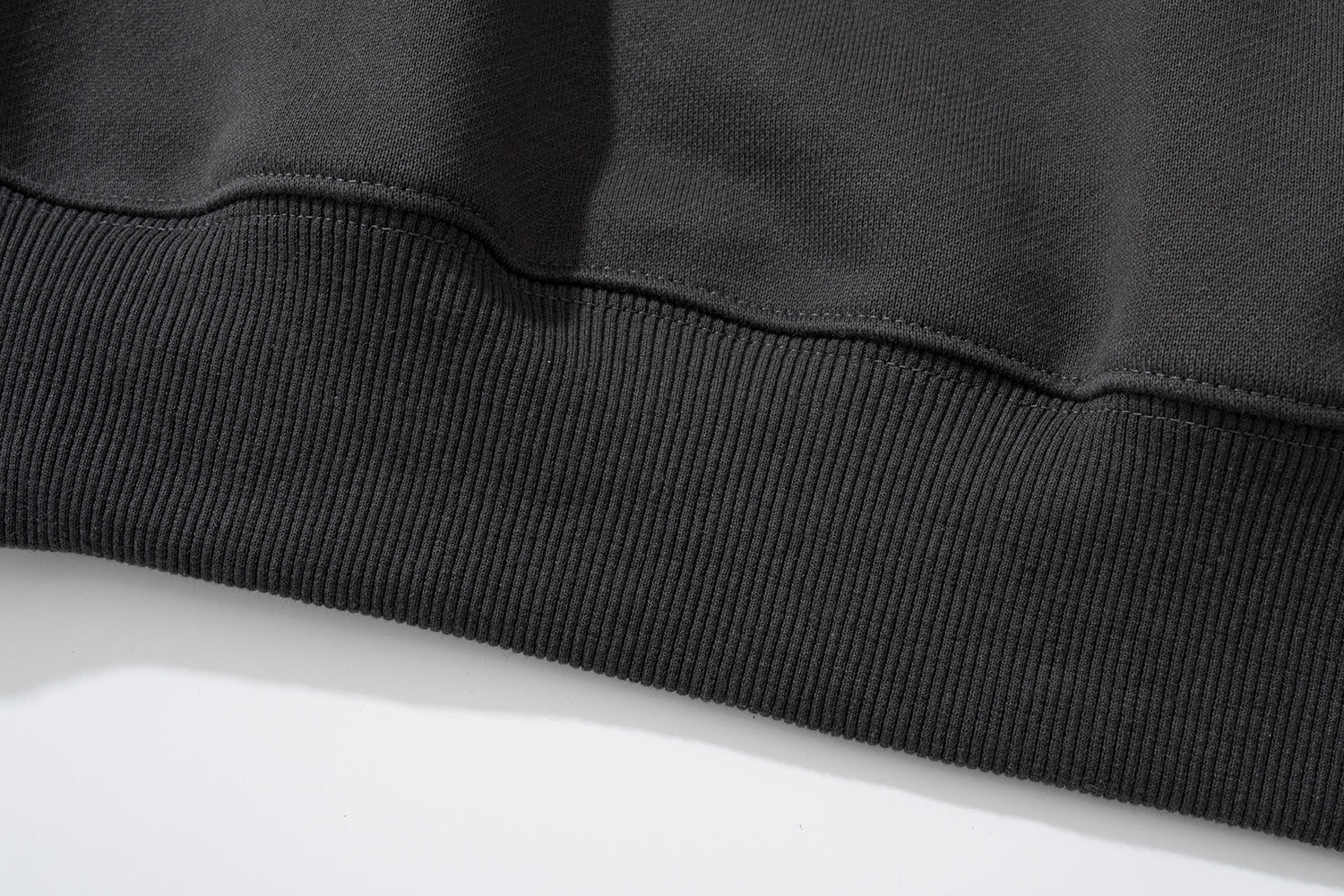 NOT WORKING IV / OVERSIZED ALL-MATCH CREWNECK
