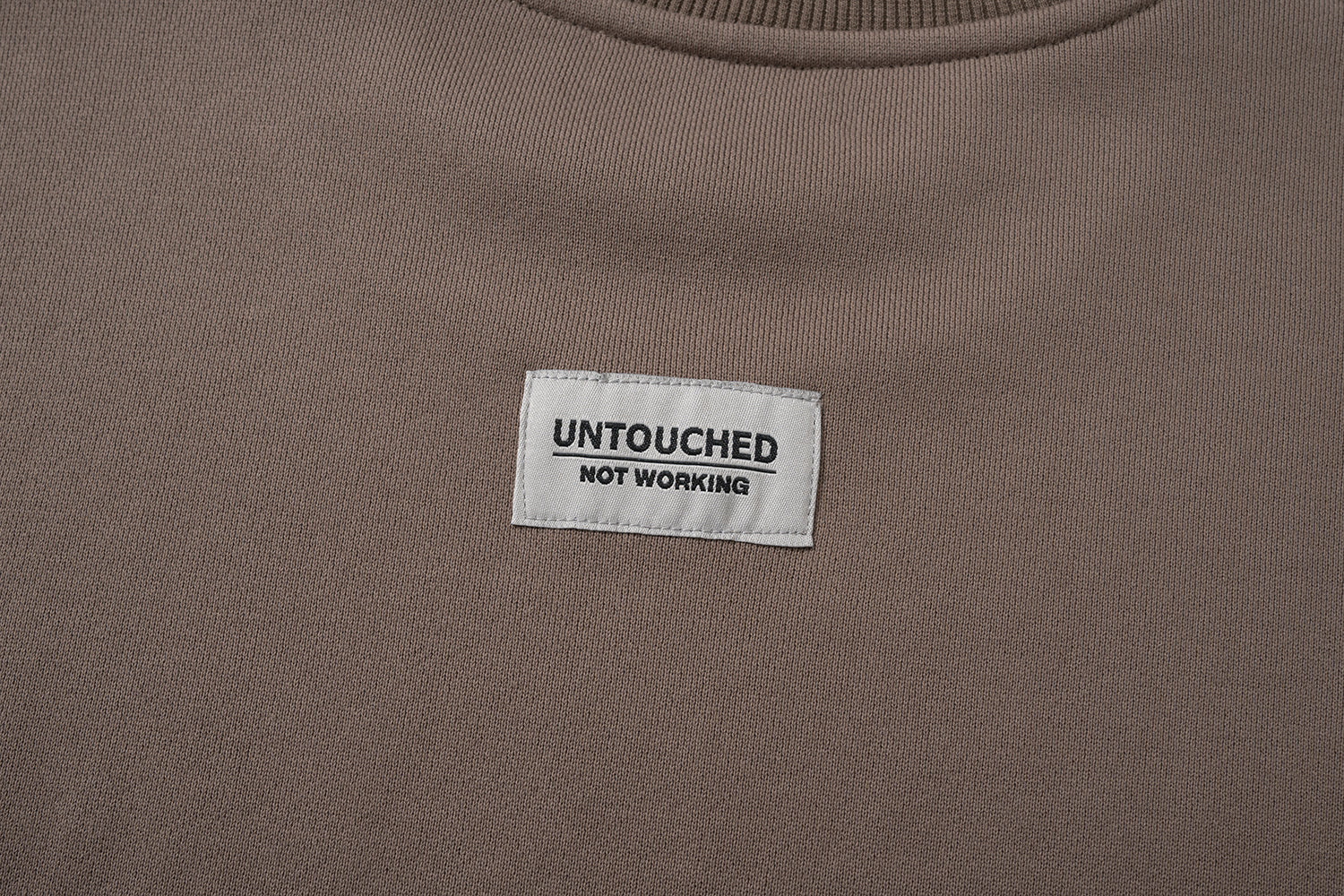 NOT WORKING IV / OVERSIZED ALL-MATCH CREWNECK