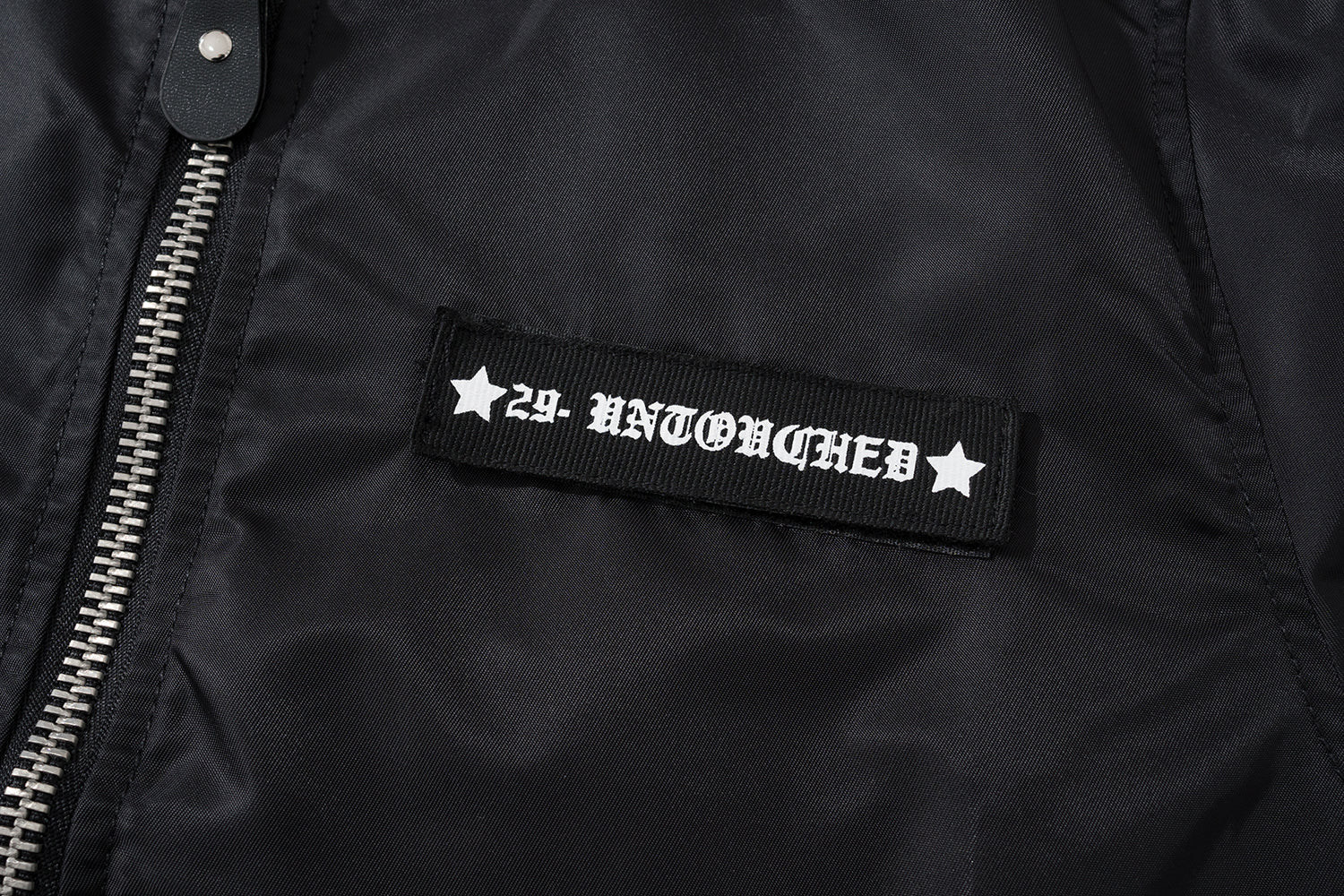 UT118BK | FIRST YEAR | MA1 JACKET