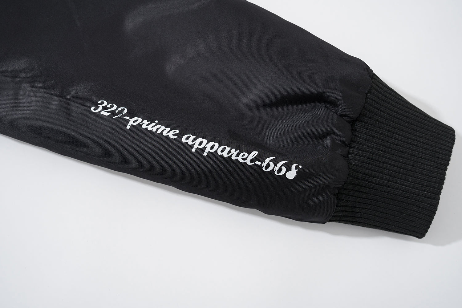 UT118BK | FIRST YEAR | MA1 JACKET