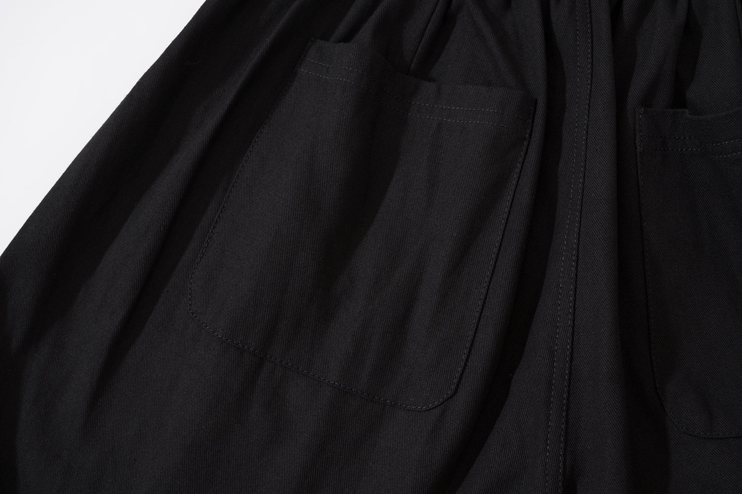 UT125BK | EASY WIDE SHORTS