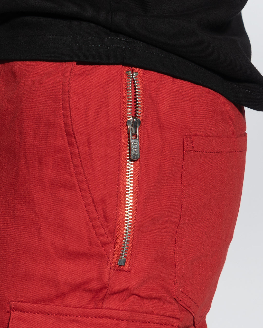 UT002XRD | ARMYX JOGGERS - 4P-JOGGERS-UNTOUCHED UNITED