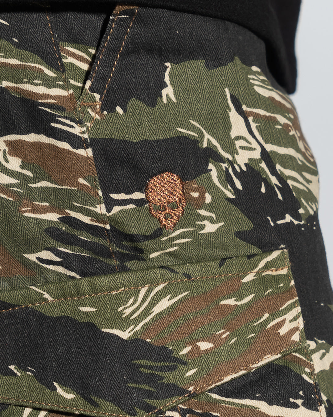 UT002T2 | ARMY JOGGERS - 4P-JOGGERS-UNTOUCHED UNITED