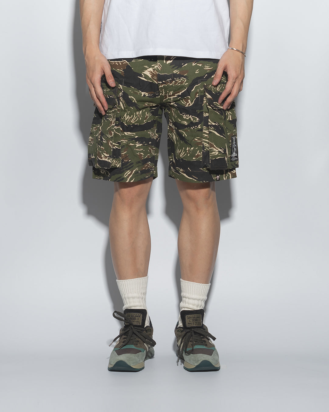 SG00T2 | DOUBLE FIRE ARMY SHORTS-SHORTS-UNTOUCHED UNITED