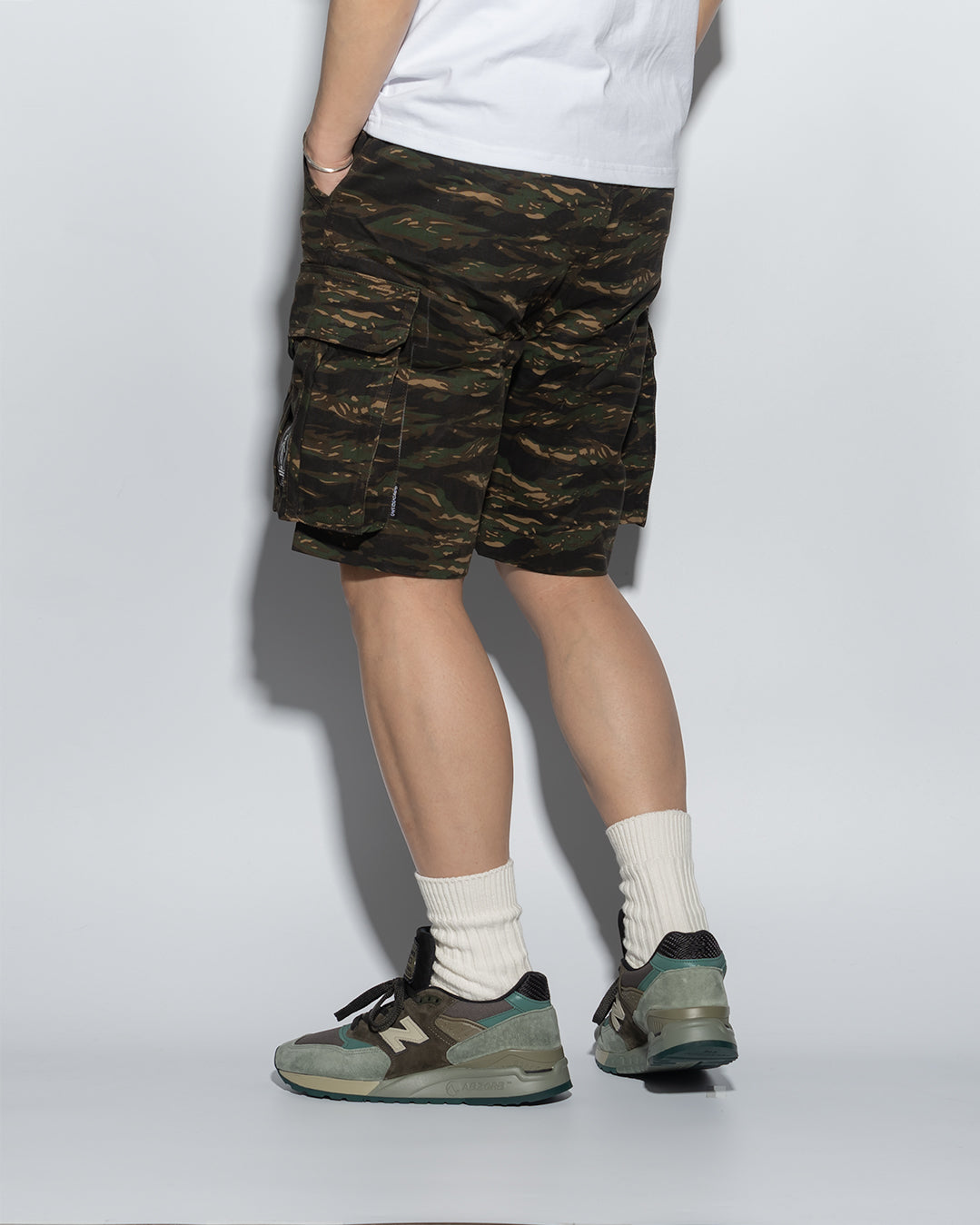 SG00T1 | DOUBLE FIRE ARMY SHORTS-SHORTS-UNTOUCHED UNITED