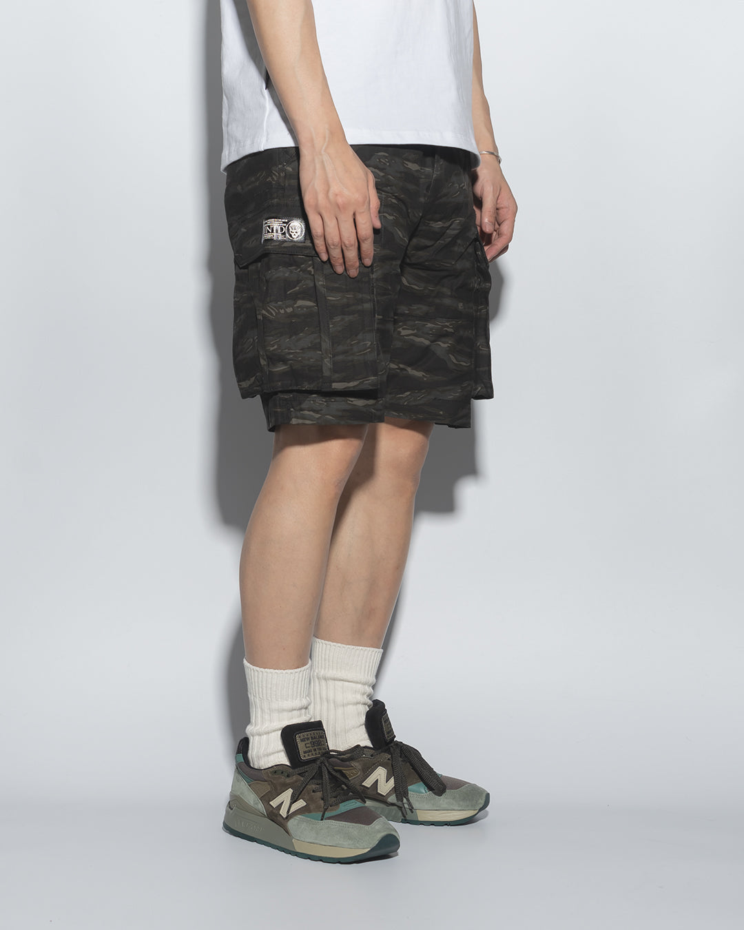 SG00T3 | DOUBLE FIRE ARMY SHORTS-SHORTS-UNTOUCHED UNITED