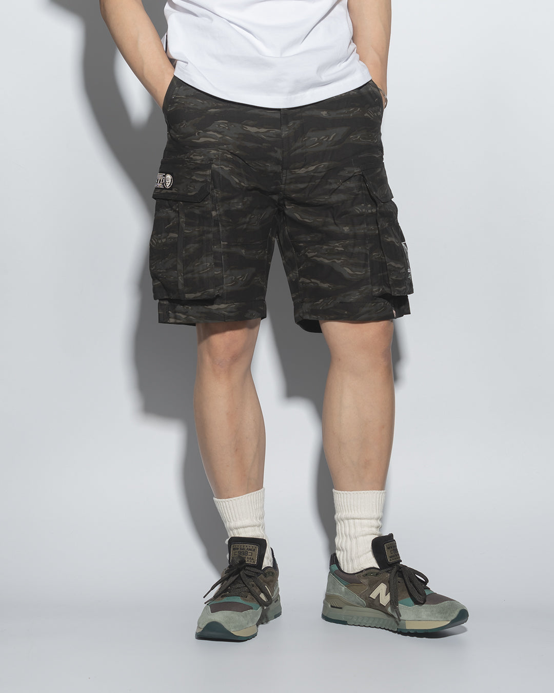 SG00T3 | DOUBLE FIRE ARMY SHORTS-SHORTS-UNTOUCHED UNITED