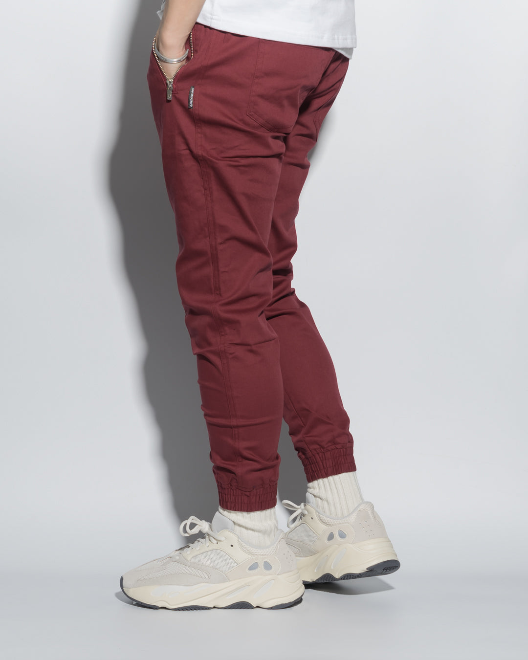 UT042RD | SIMPLEX JOGGERS-JOGGERS-UNTOUCHED UNITED