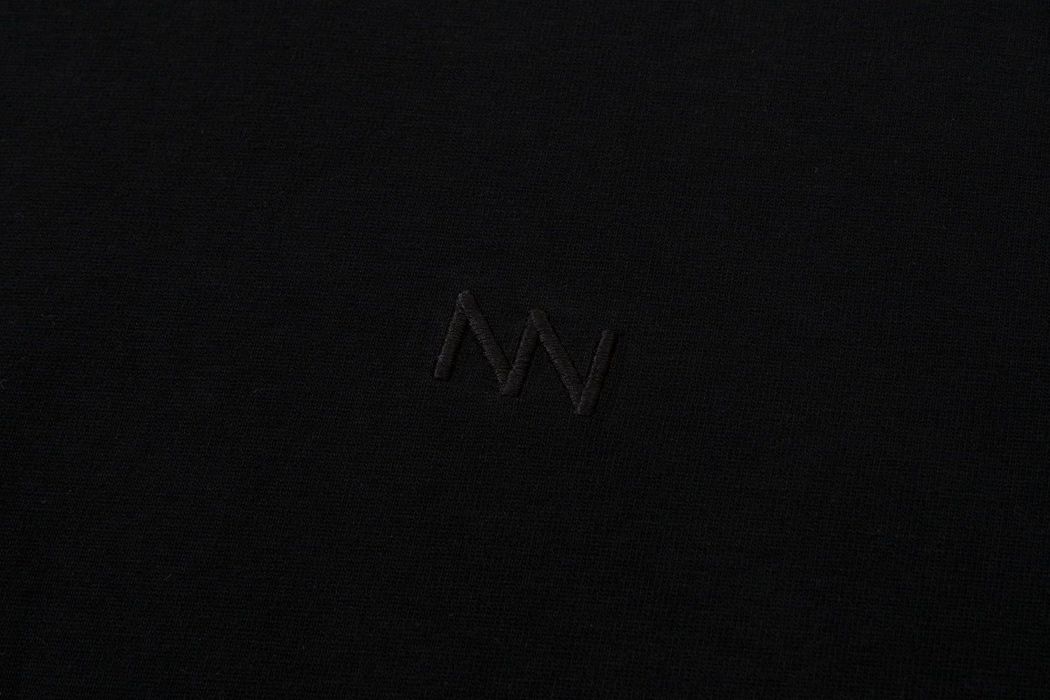 NW215BK | LAYER TEE | NOT WORKING V