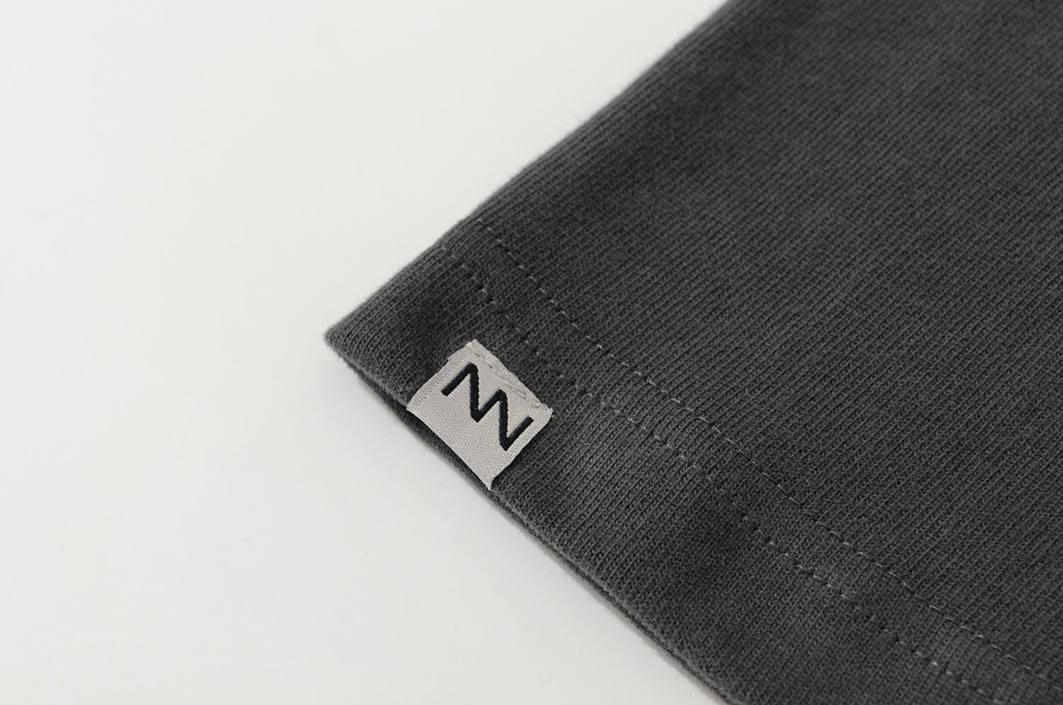 NOT WORKING V / OVERSIZED K-POCKET TEE