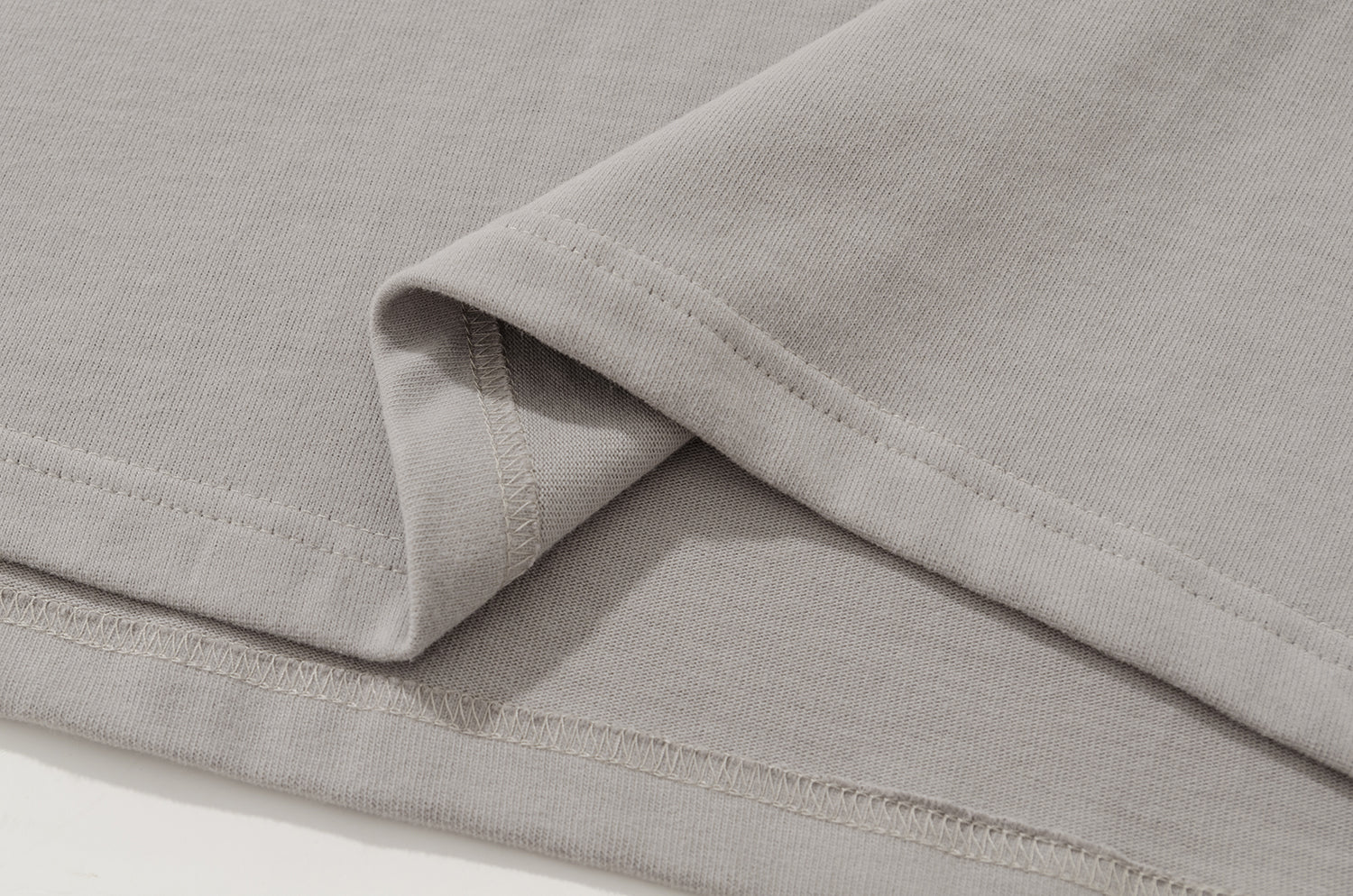 NOT WORKING V / OVERSIZED SQUARE POCKET TEE