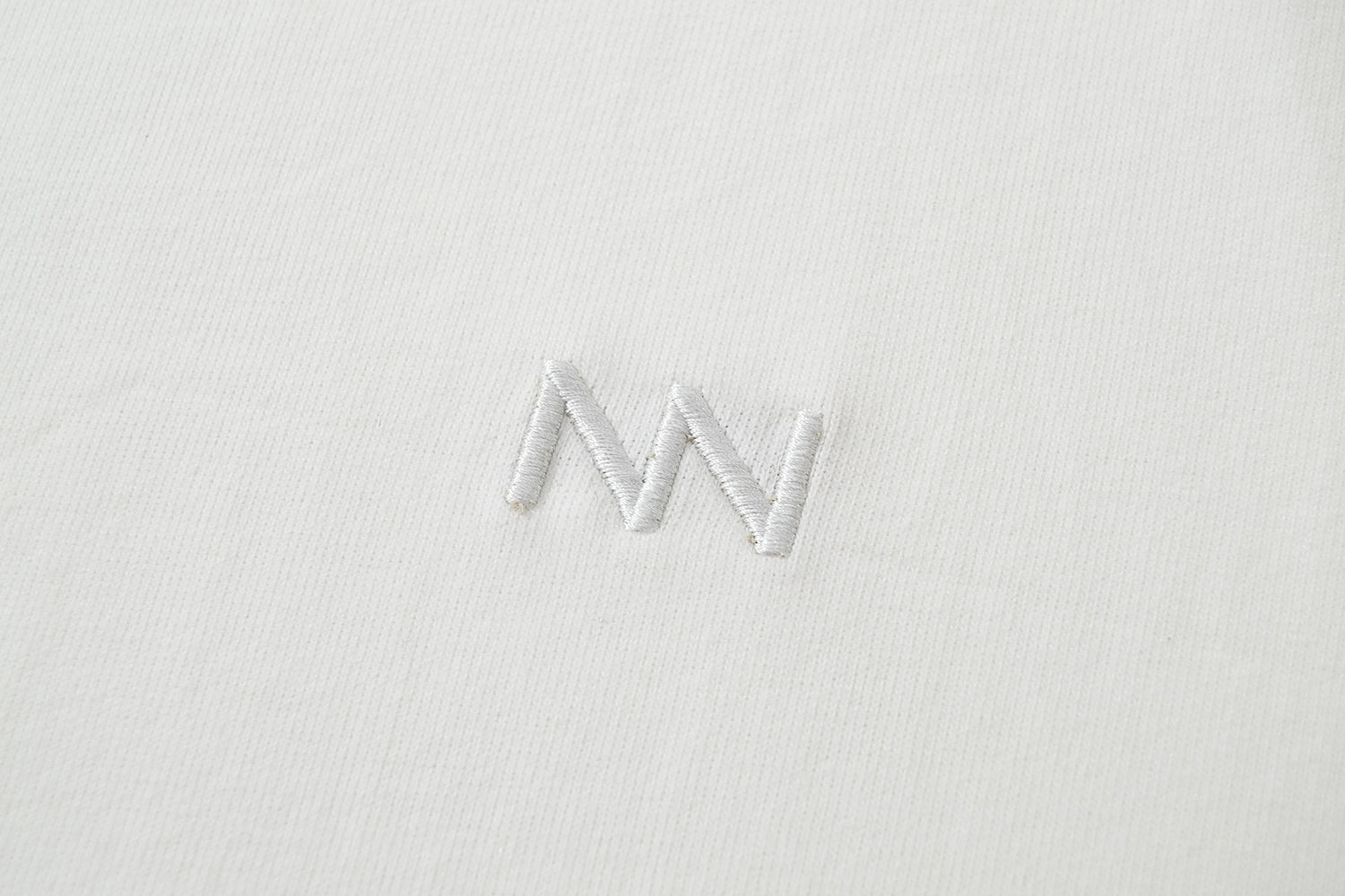 NW215WH | LAYER TEE | NOT WORKING V