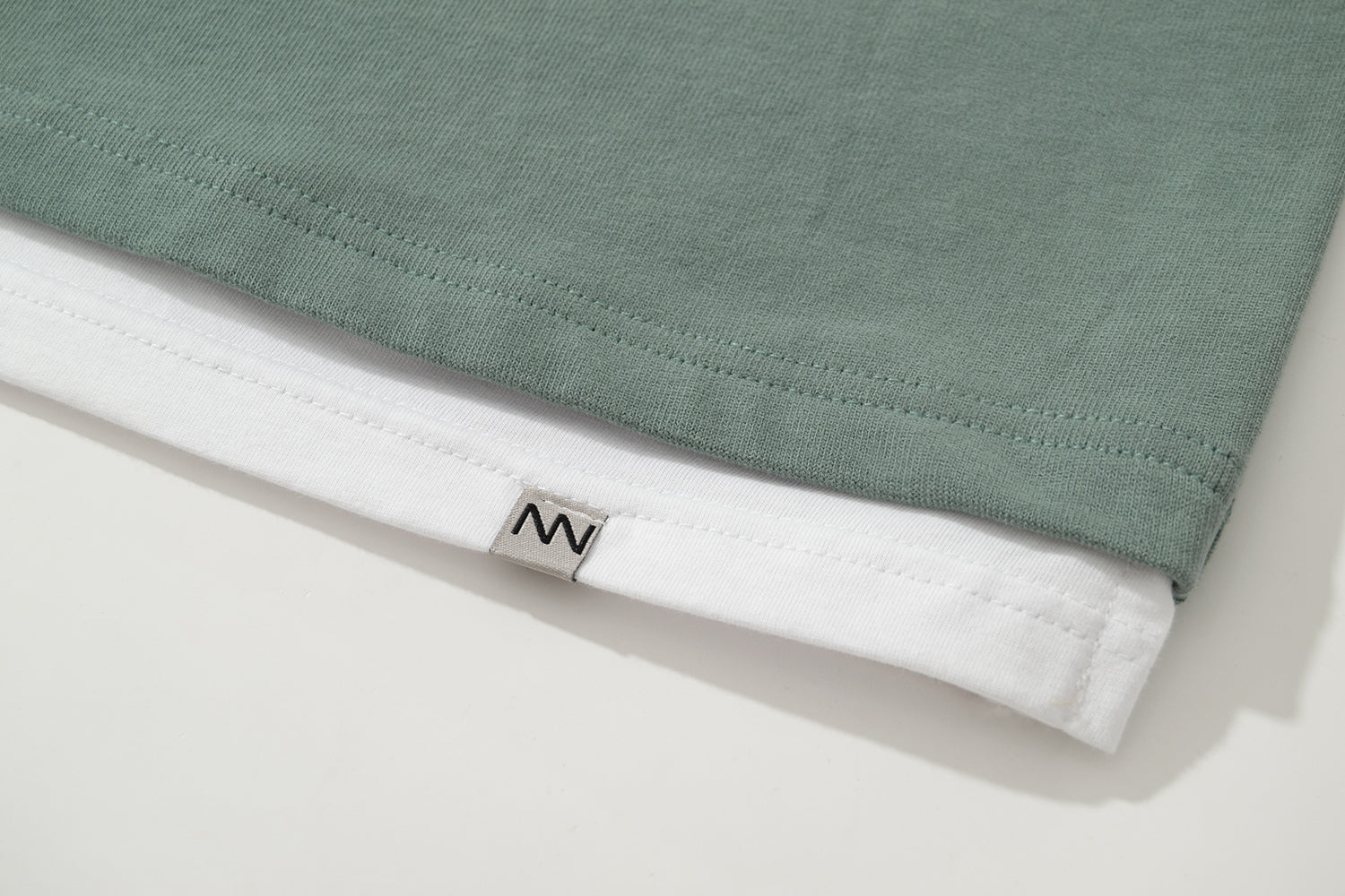 NW215OB | LAYER TEE | NOT WORKING V