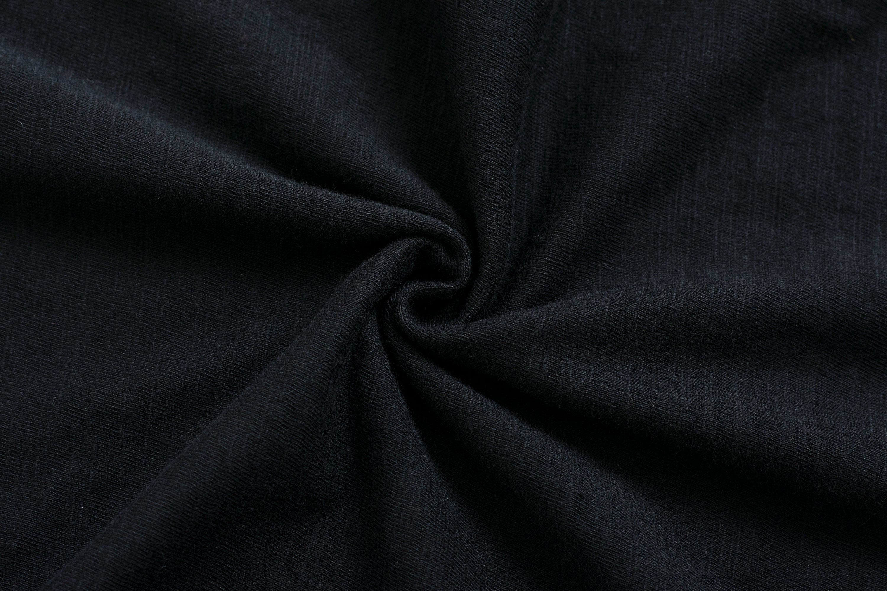 UT051BK | BASIC LONG TEE-TEE-UNTOUCHED UNITED