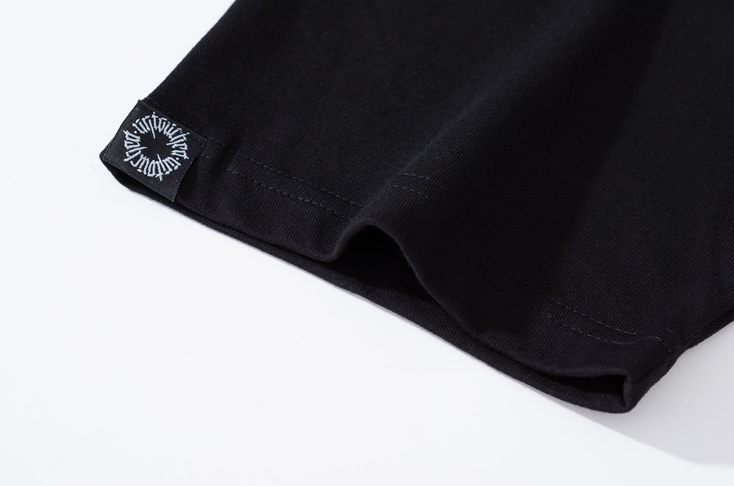 ENDLESS ES01X6BK | 01-TEE-UNTOUCHED UNITED