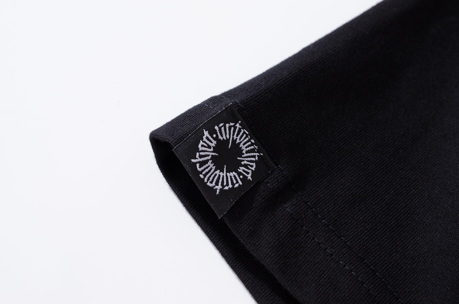 ENDLESS ES01X6BK | 01-TEE-UNTOUCHED UNITED
