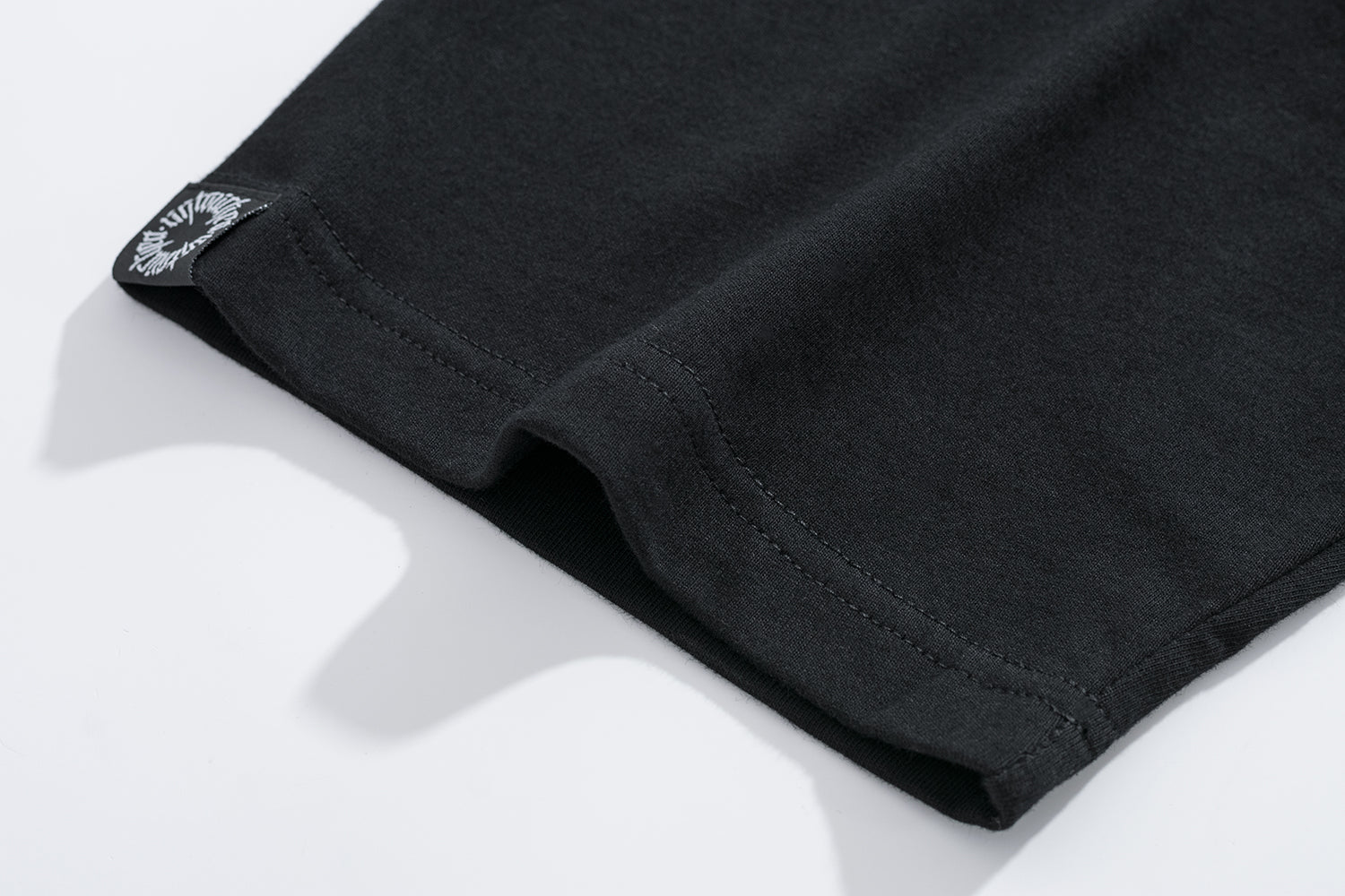 ENDLESS ES00X5BK | 00-TEE-UNTOUCHED UNITED