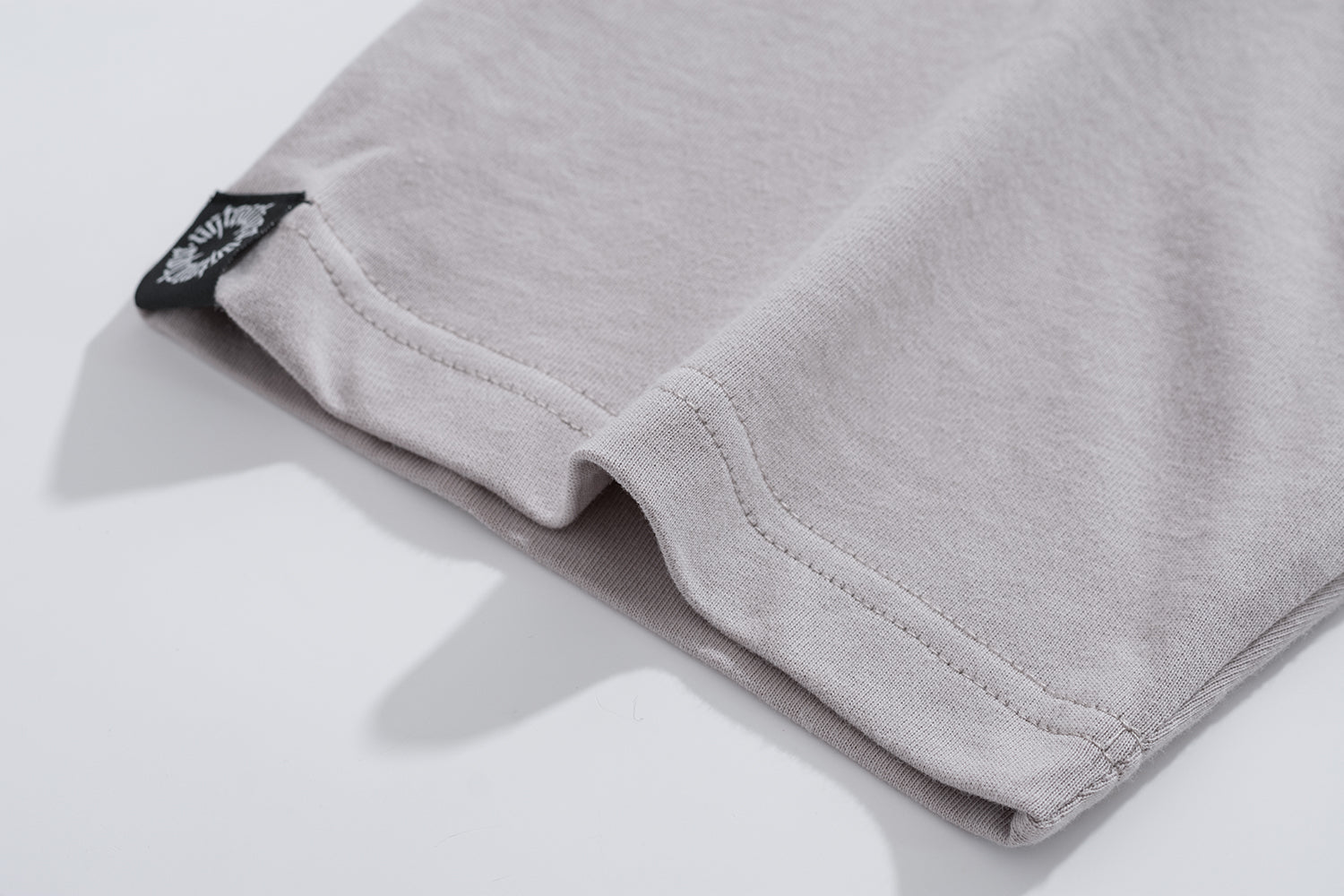 ENDLESS ES00X5GY | 00-TEE-UNTOUCHED UNITED