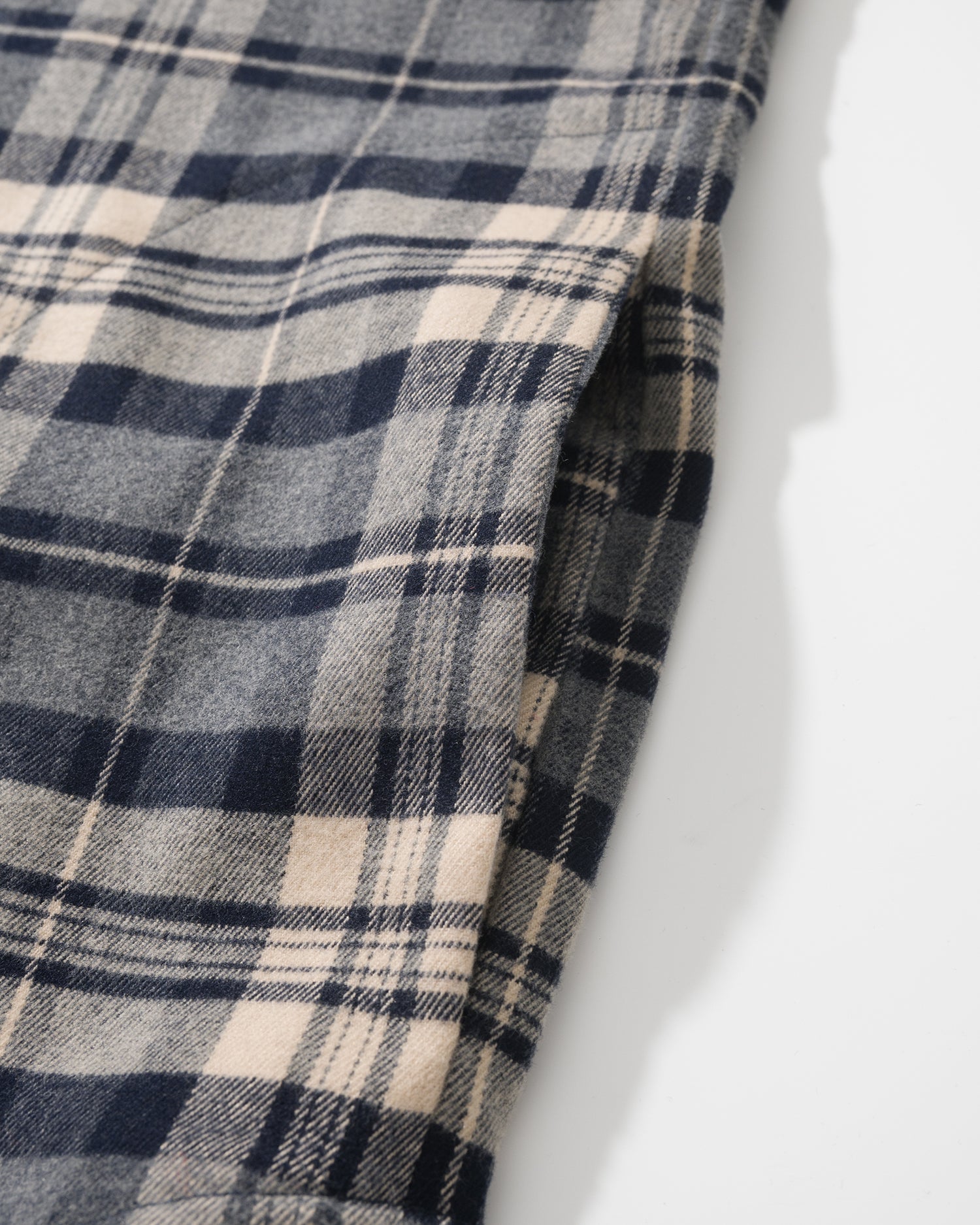 US037 - HOODED OVERSIZED SHIRT JACKET / CHECKED BLUE