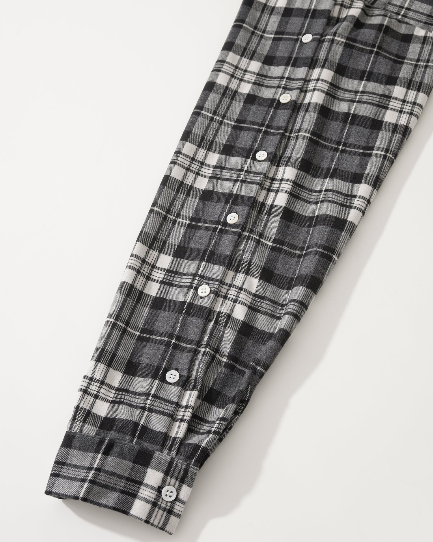 US037 - HOODED OVERSIZED SHIRT JACKET / CHECKED BLACK