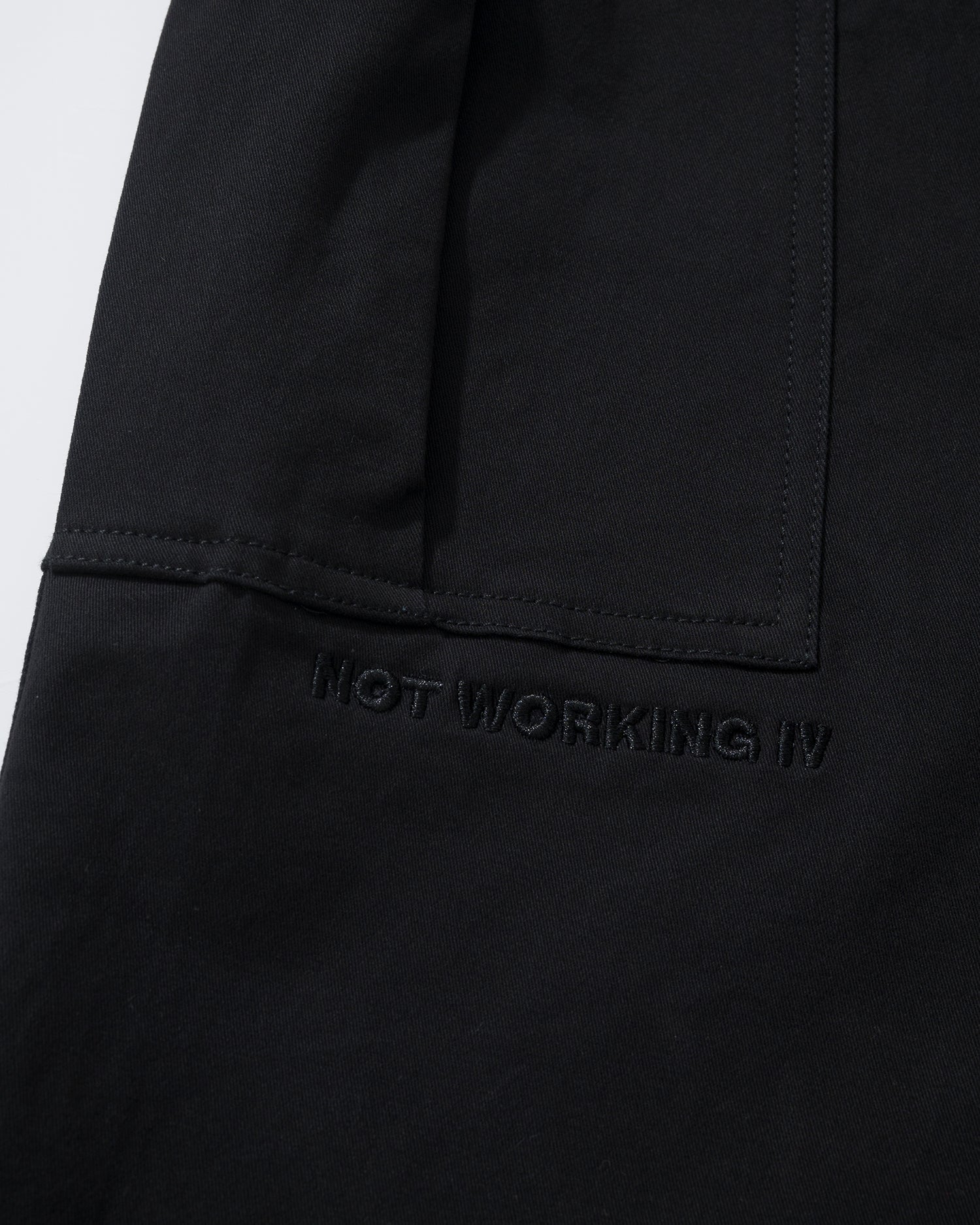 NOT WORKING VI / LOOSE-LEG SWITCH PANTS