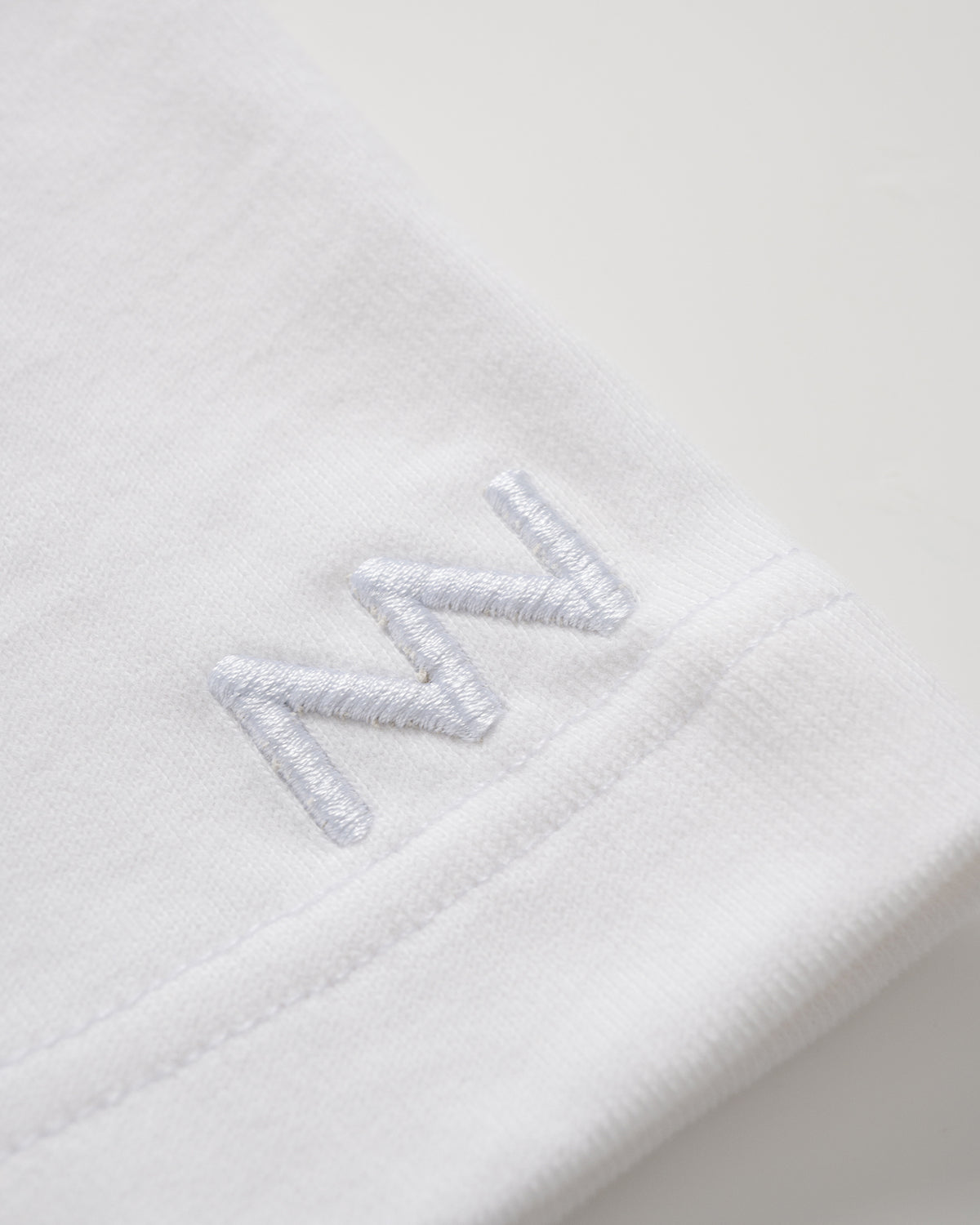 NW VI / NW222 / WHITE