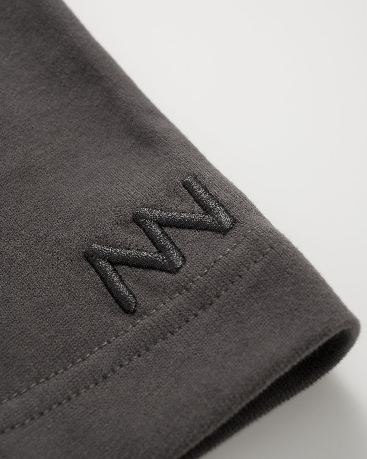 NW VI / NW226 / DARK GREY