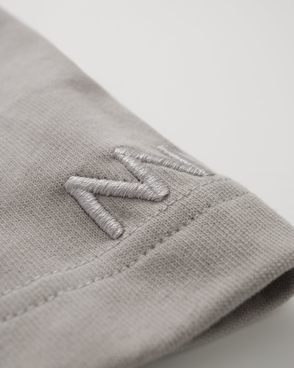NW VI / NW226 / LIGHT GREY