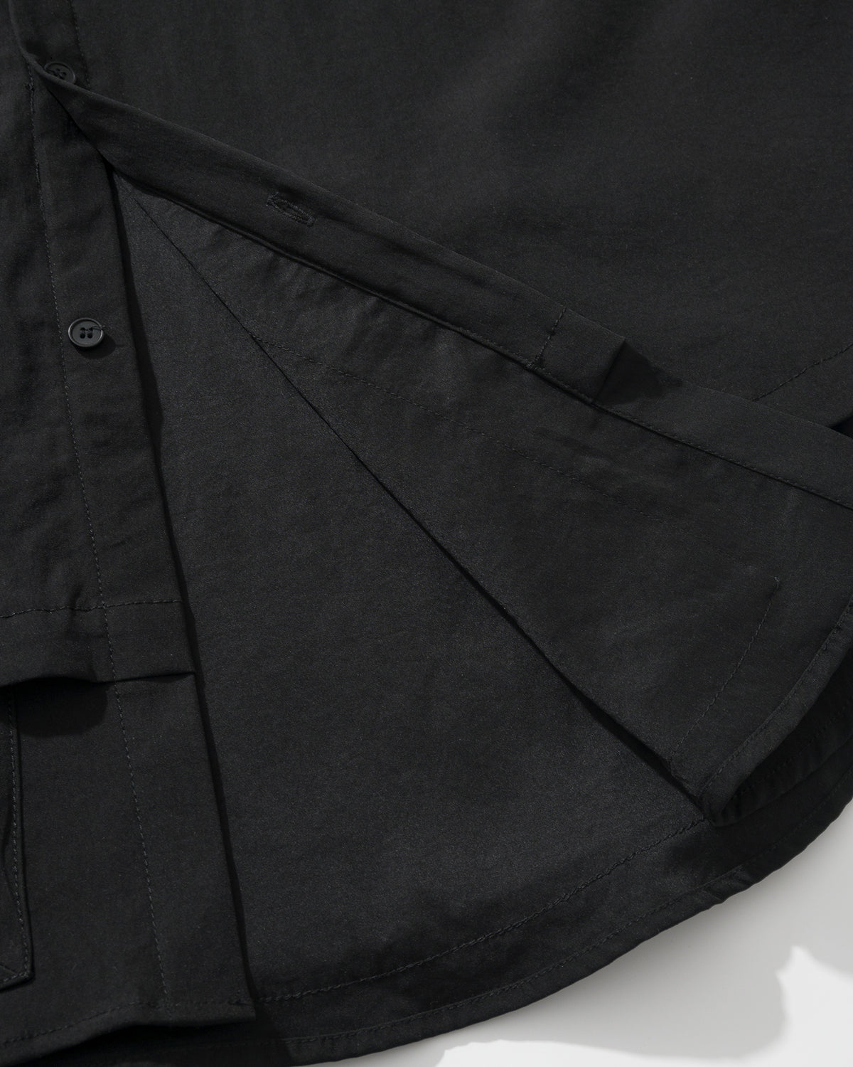 NOT WORKING NW304 LAYERED POCKET OVERSIZED SHIRT 黑色 前襟及雙層下擺內側