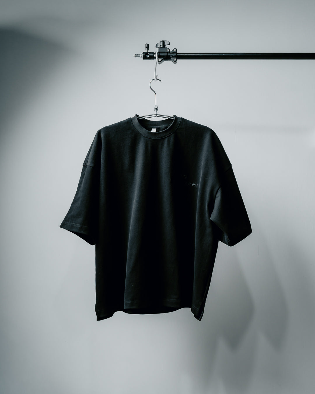 NOT WORKING X MITTSU KUMI / NWC002BK / SUPRE OVERSIZE TEE