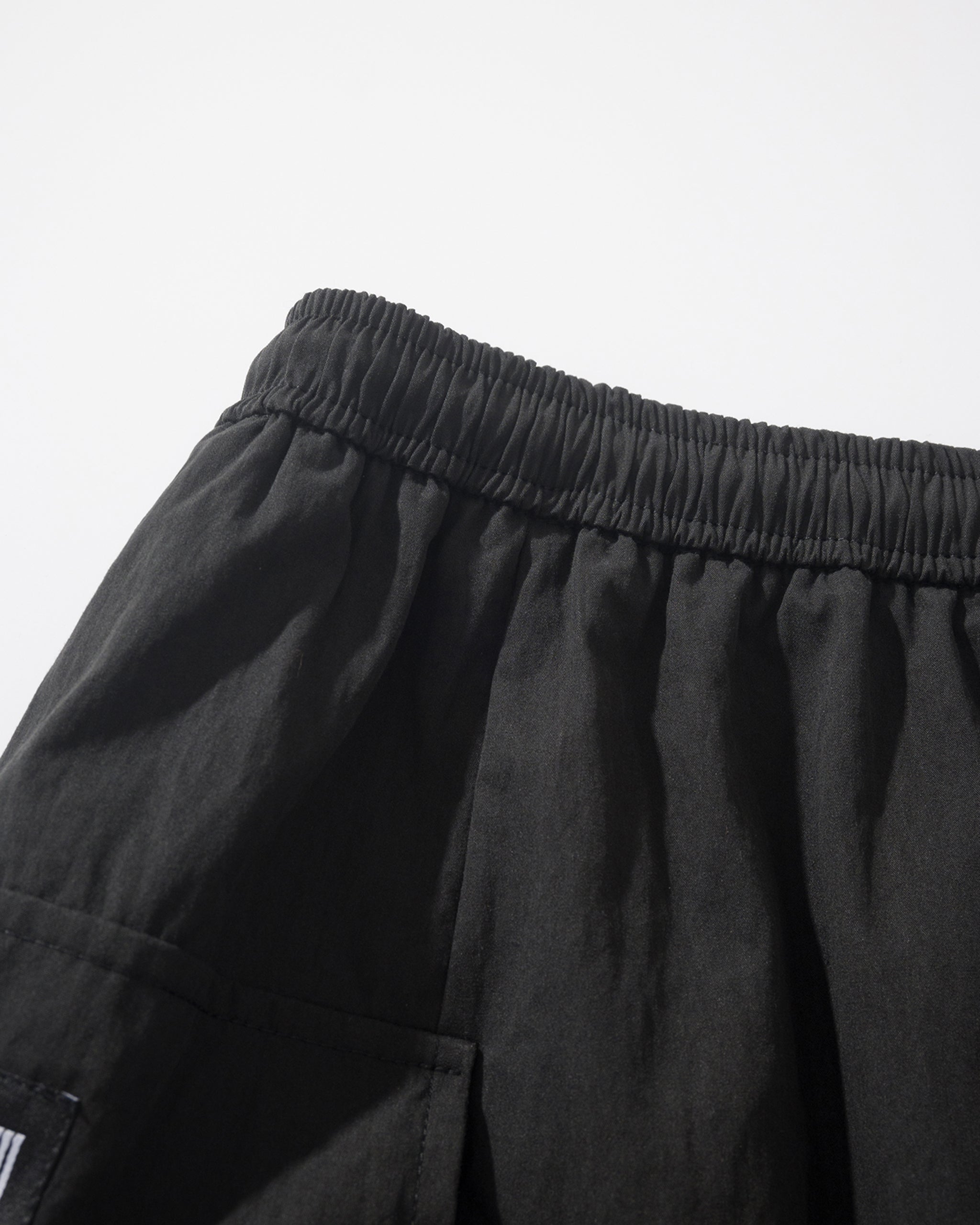 US034 / BLACK