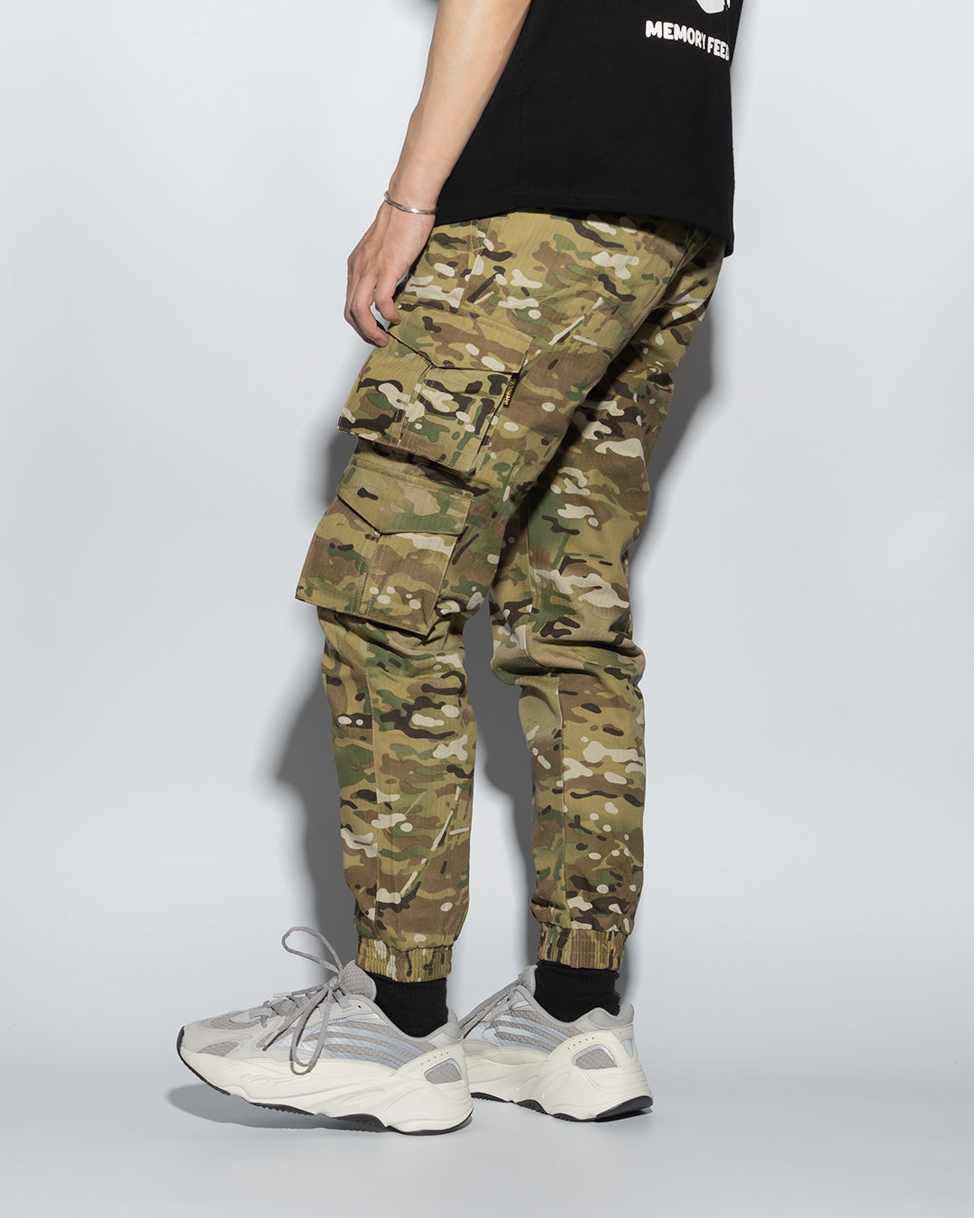 UT002MC ARMY JOGGER PANTS 4P