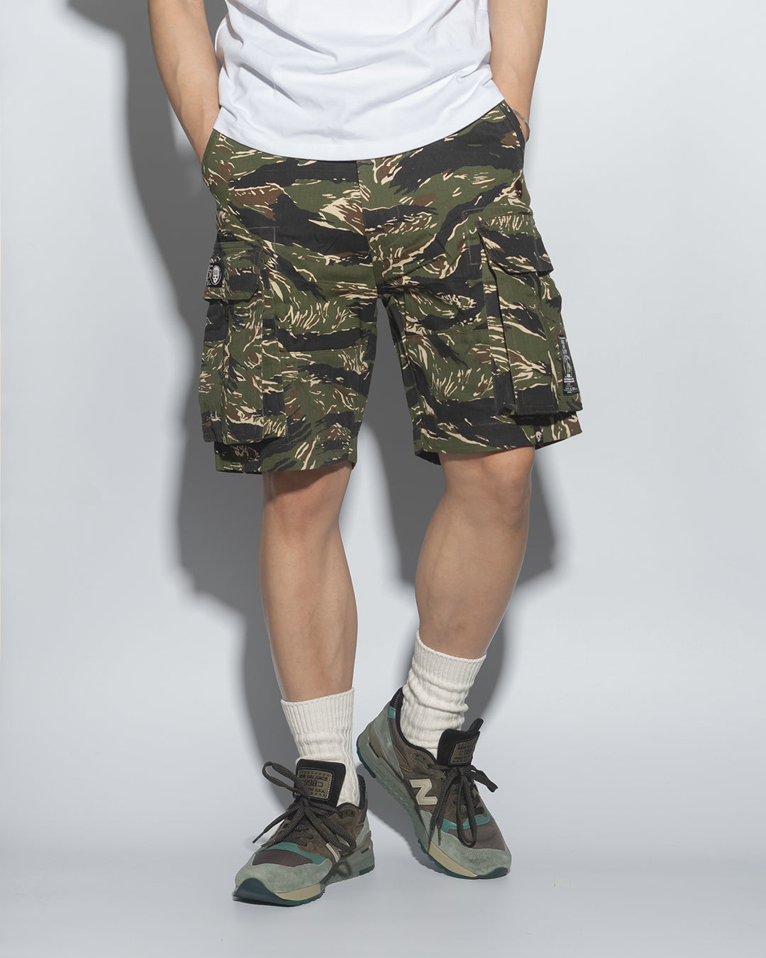 SG00T2 | DOUBLE FIRE ARMY SHORTS-SHORTS-UNTOUCHED UNITED