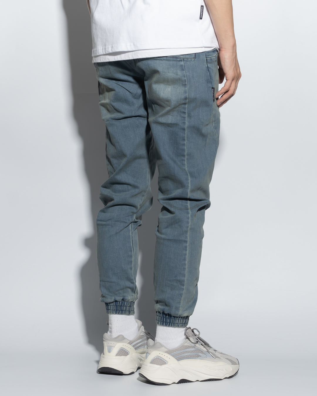 UT029XNY | WASHED DENIM JOGGERS-JOGGERS-UNTOUCHED UNITED