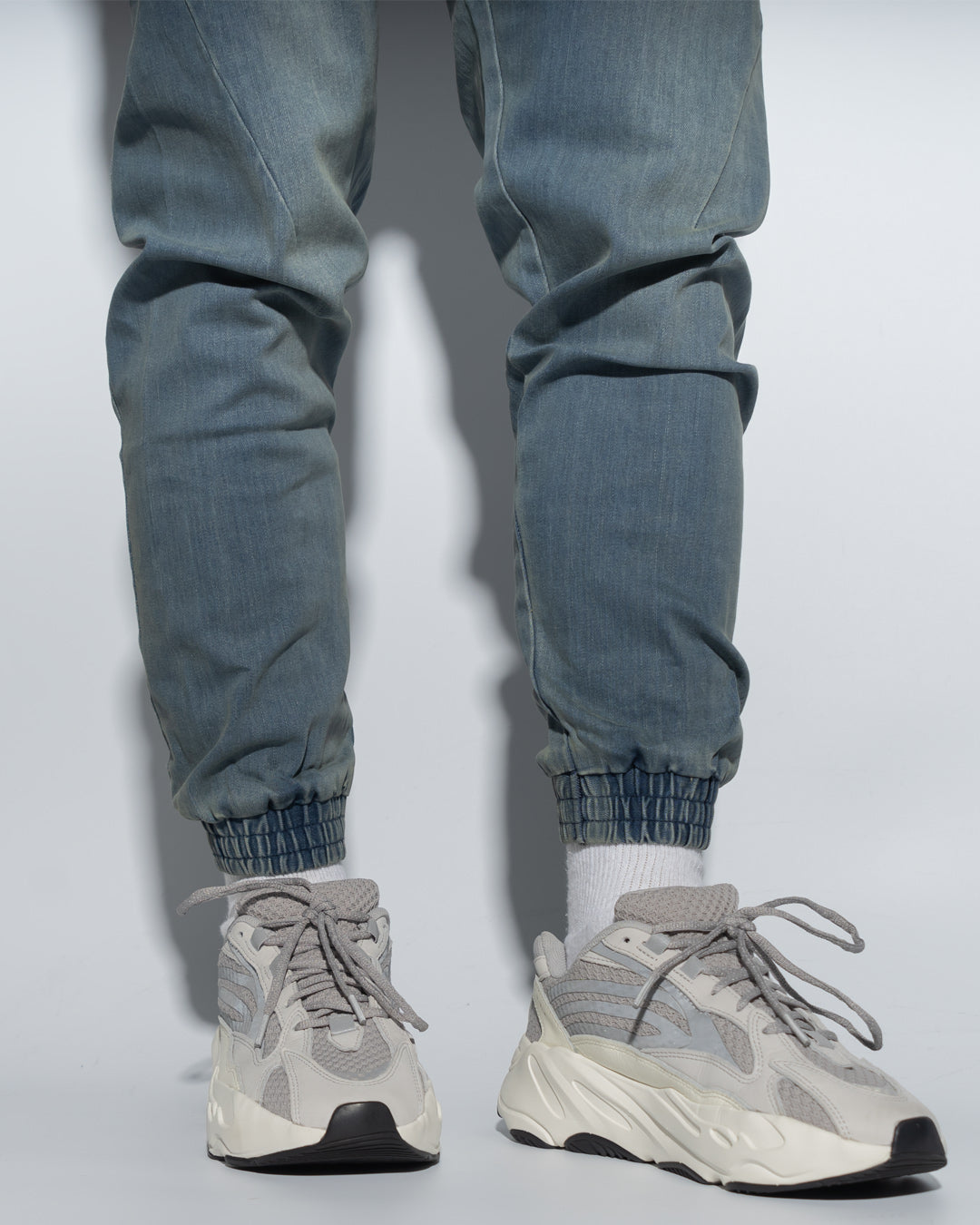 UT029XNY | WASHED DENIM JOGGERS-JOGGERS-UNTOUCHED UNITED