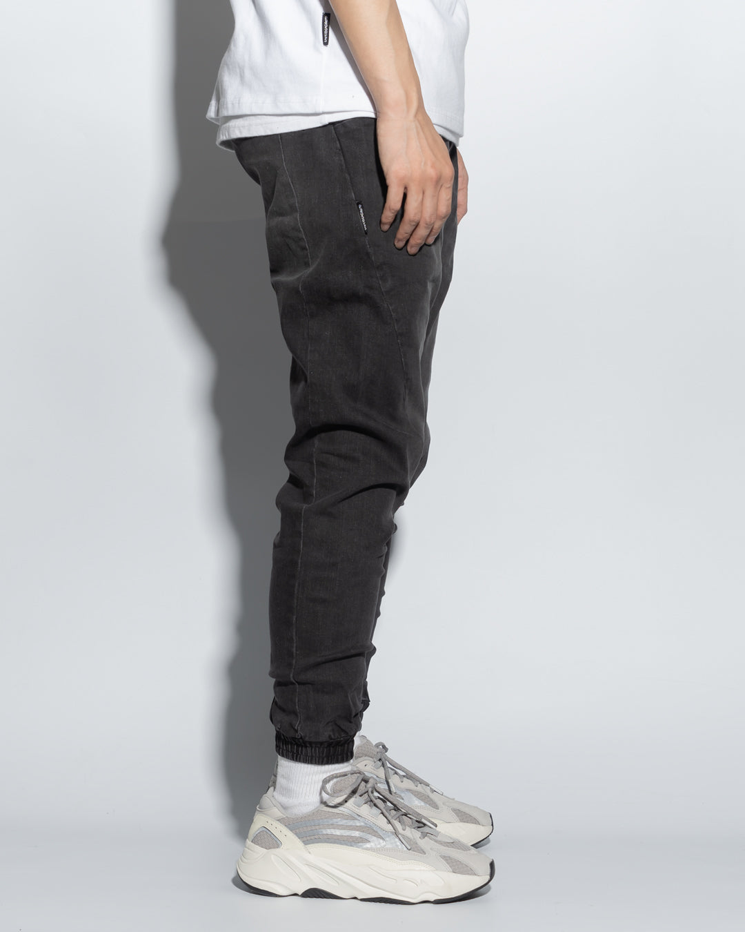 UT029XBK | WASHED DENIM JOGGERS-JOGGERS-UNTOUCHED UNITED