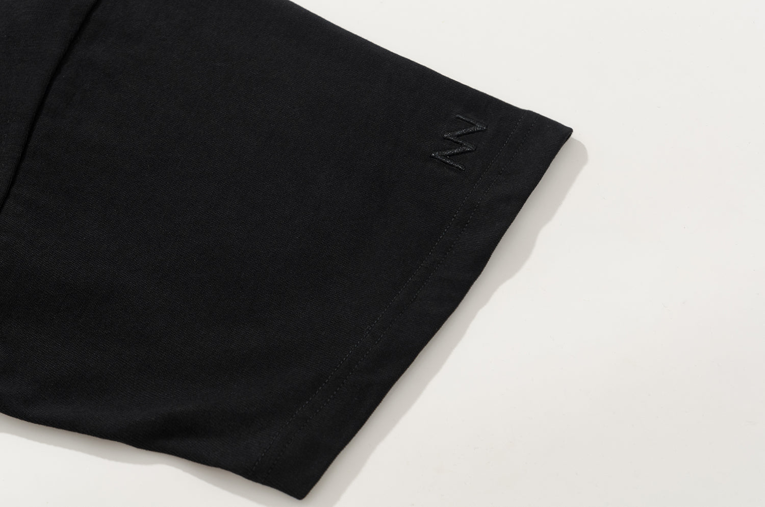 NW218BK | GREY LABEL TEE | NOT WORKING V